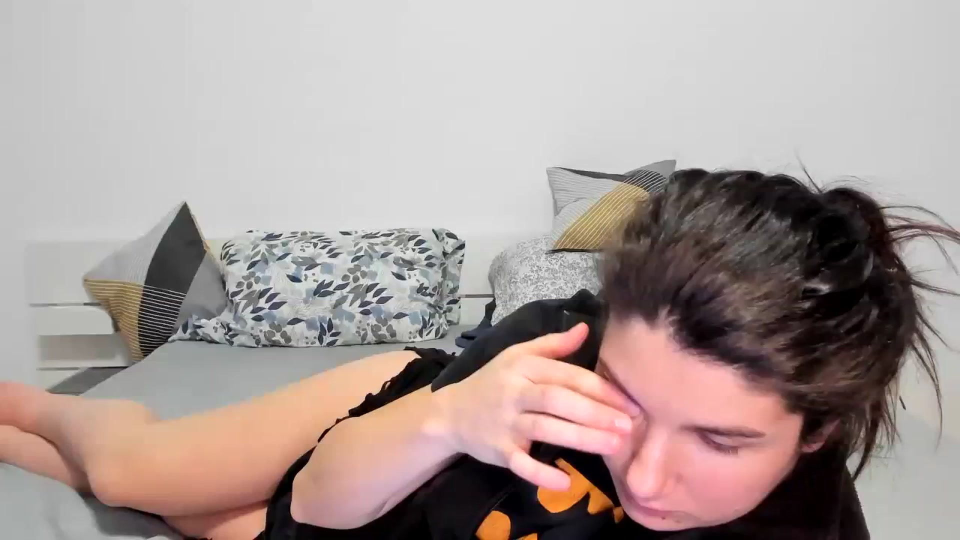 Gallery image thumbnail from SiouxPrincess's myfreecams stream on, 01/15/2024, 24:01 image 11 of 20
