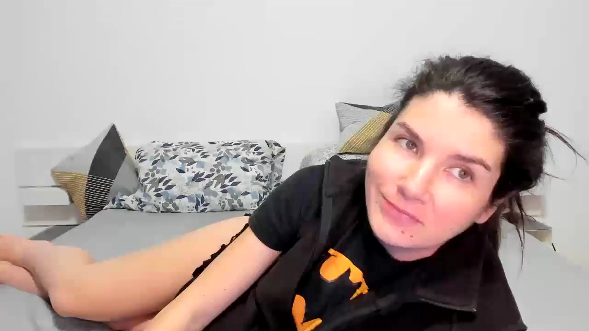 Gallery image thumbnail from SiouxPrincess's myfreecams stream on, 01/15/2024, 24:01 image 16 of 20