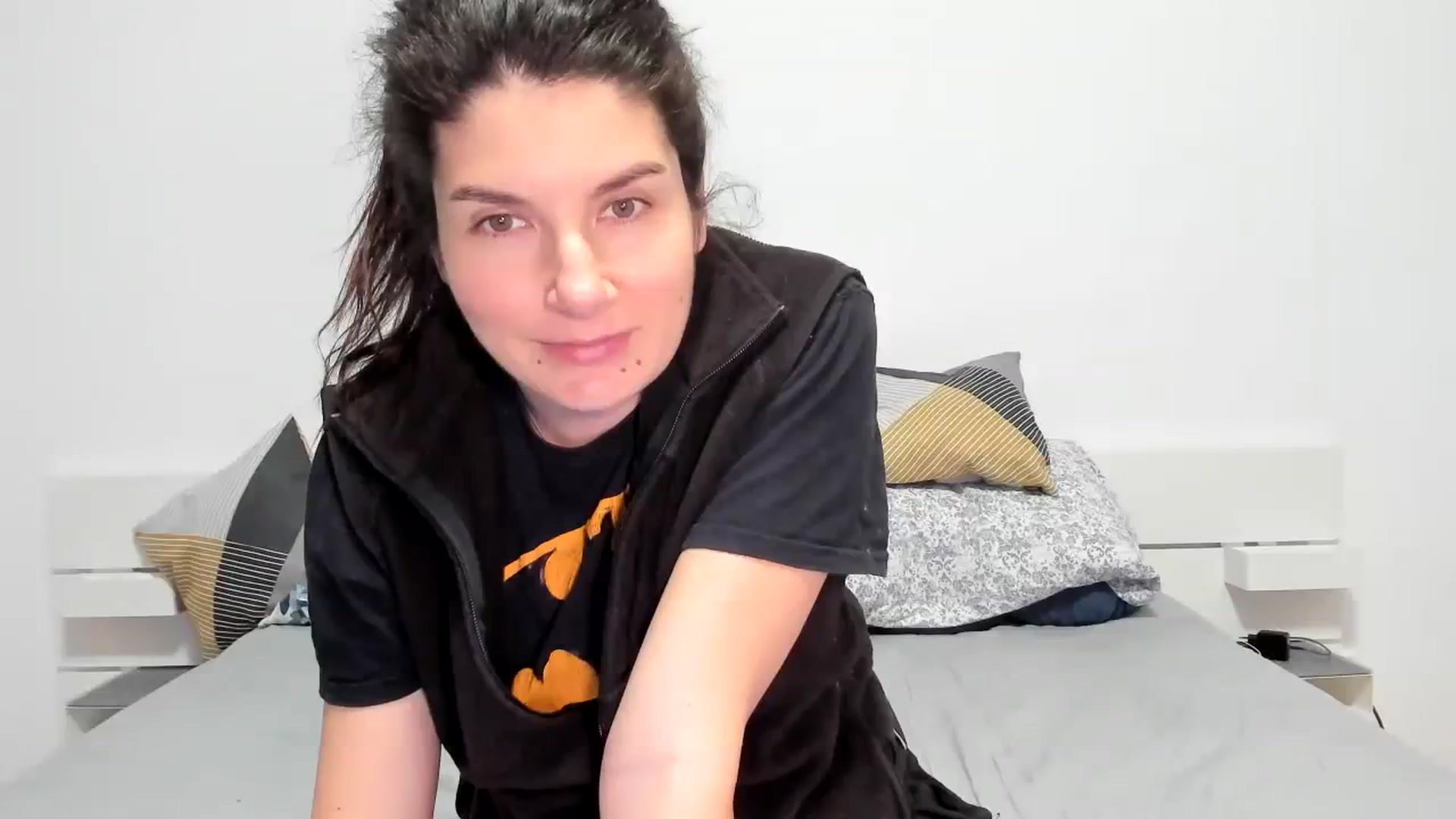 Gallery image thumbnail from SiouxPrincess's myfreecams stream on, 01/15/2024, 24:01 image 7 of 20