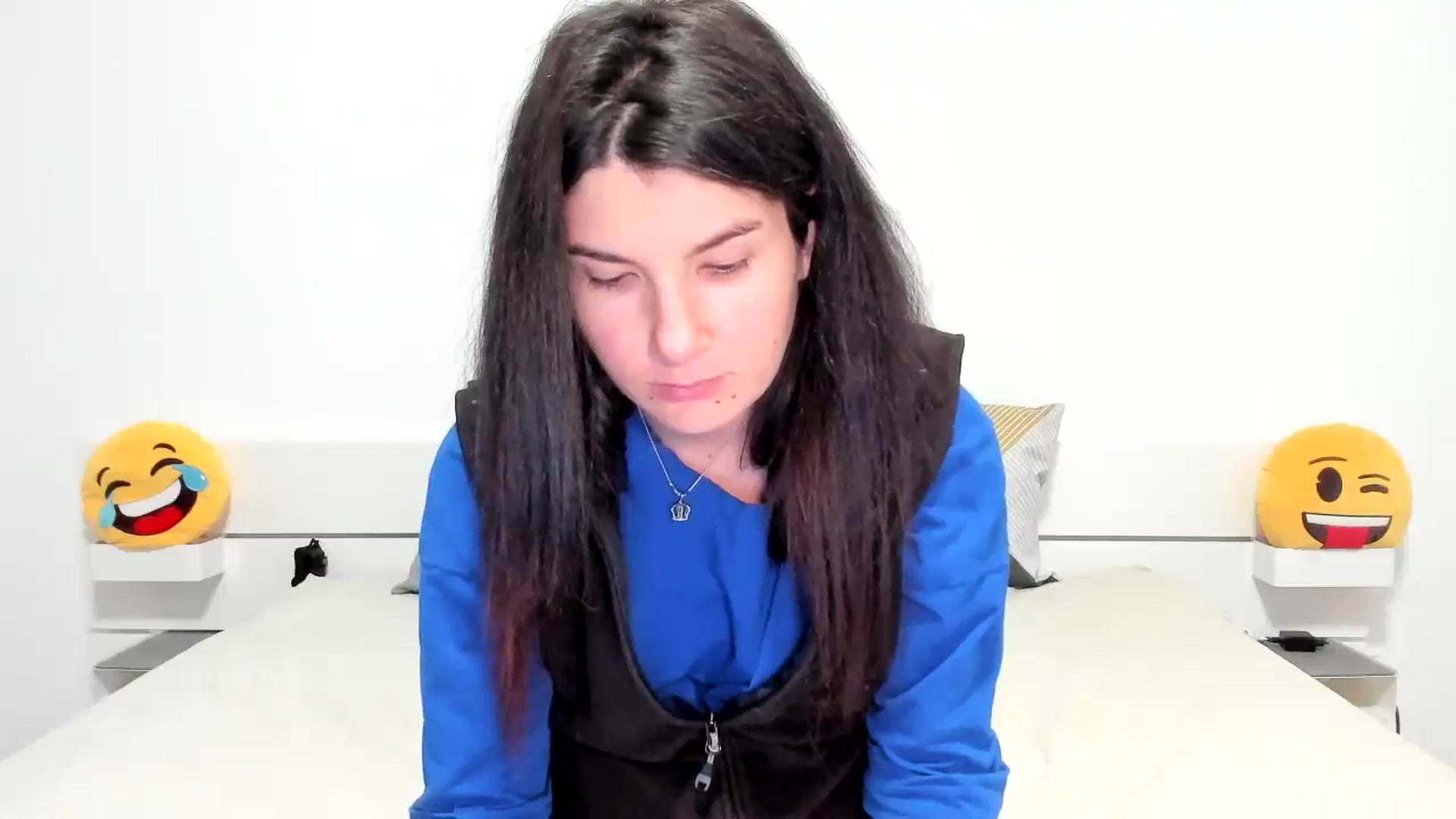 Gallery image thumbnail from SiouxPrincess's myfreecams stream on, 01/16/2024, 23:43 image 3 of 20