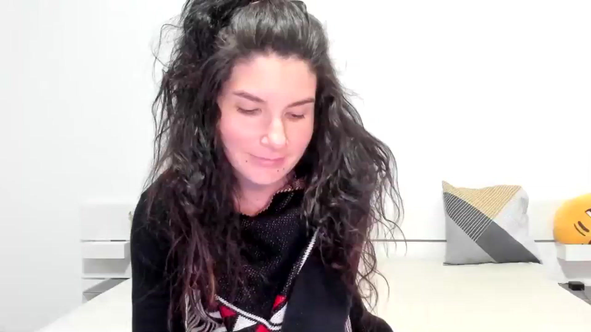 Gallery image thumbnail from SiouxPrincess's myfreecams stream on, 01/21/2024, 24:01 image 1 of 20