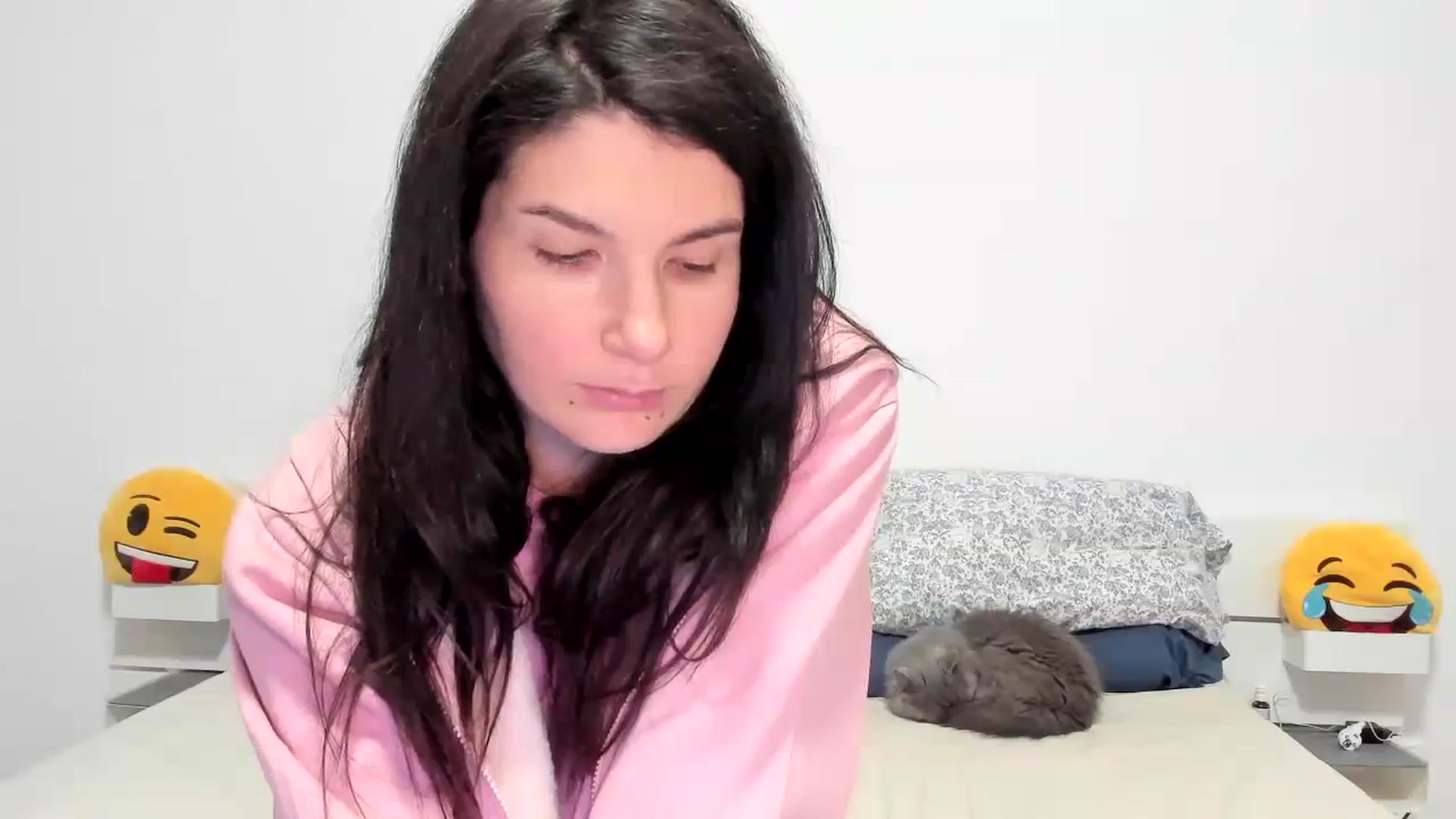 Gallery image thumbnail from SiouxPrincess's myfreecams stream on, 01/24/2024, 23:52 image 13 of 20