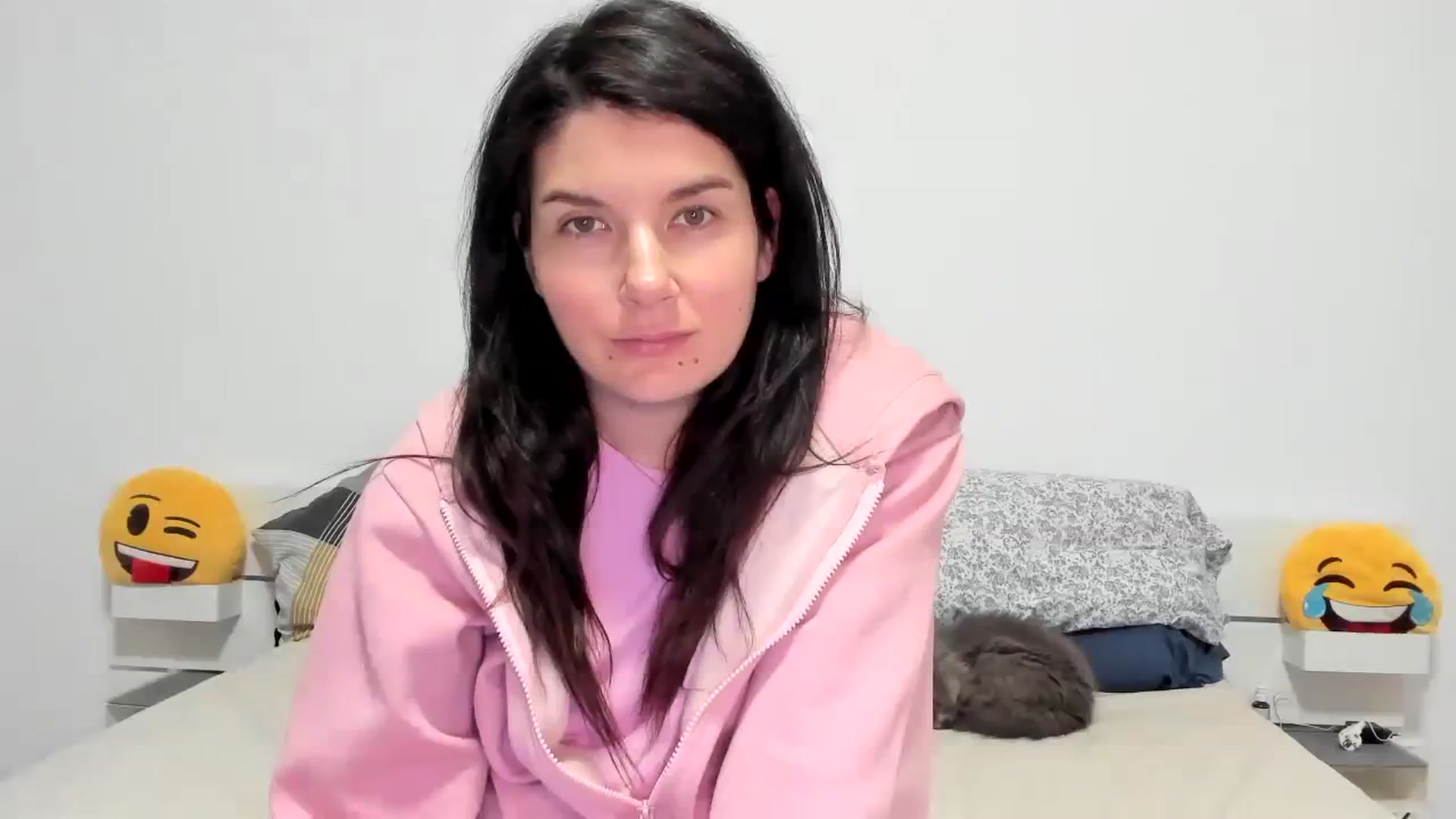 Gallery image thumbnail from SiouxPrincess's myfreecams stream on, 01/24/2024, 23:52 image 18 of 20