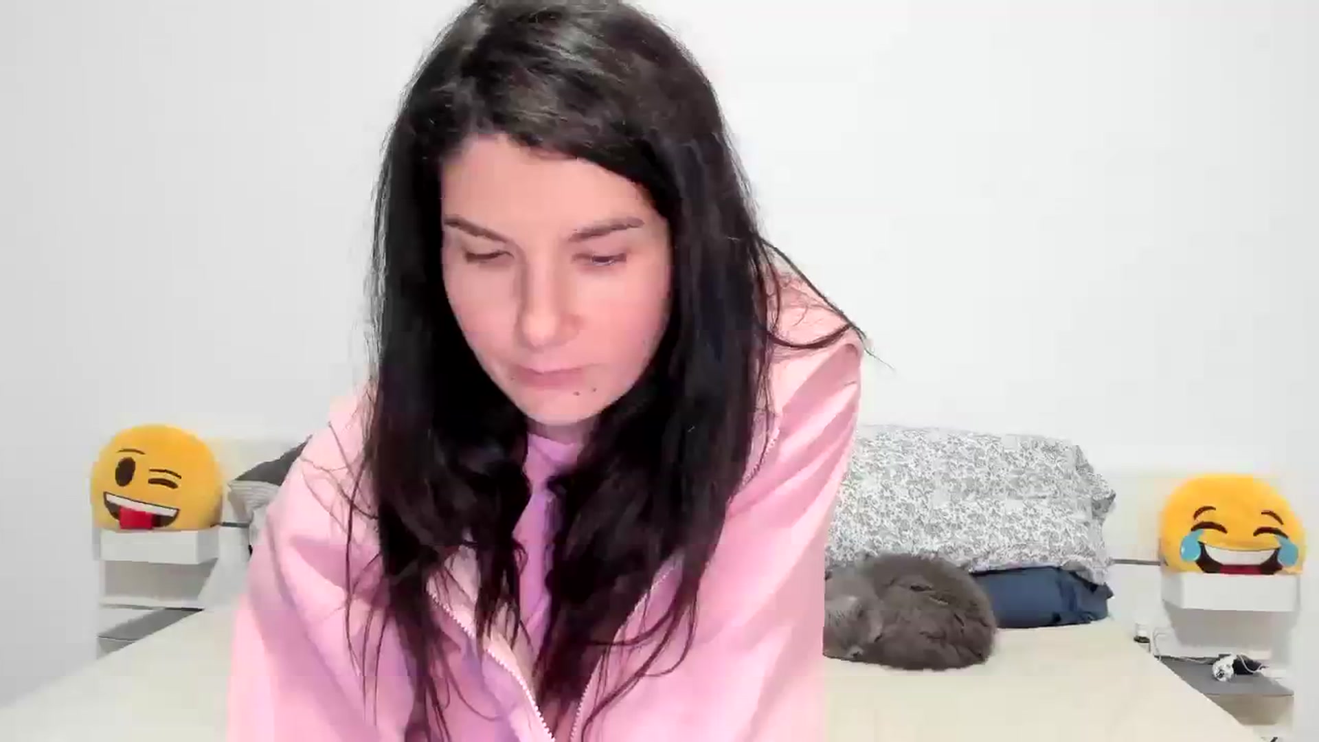 Gallery image thumbnail from SiouxPrincess's myfreecams stream on, 01/24/2024, 23:52 image 15 of 20