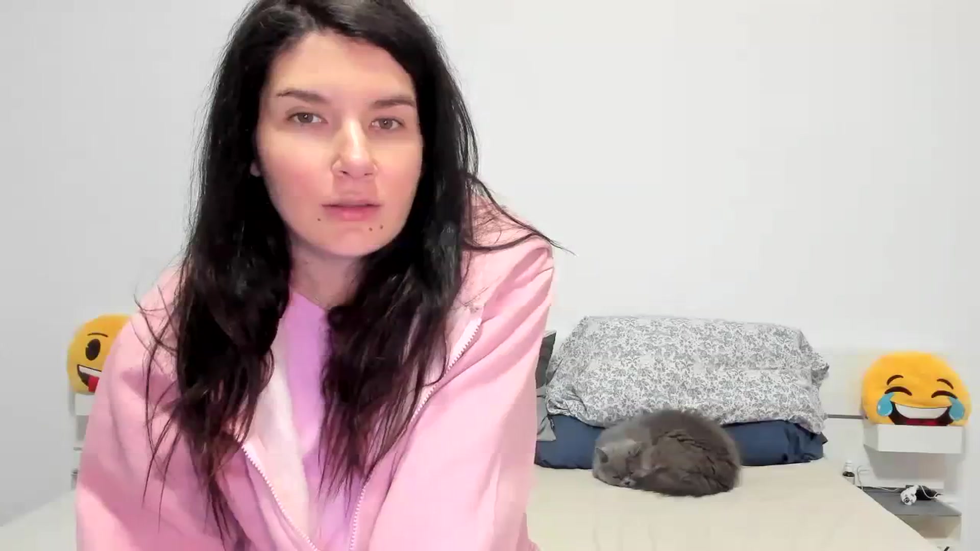 Gallery image thumbnail from SiouxPrincess's myfreecams stream on, 01/24/2024, 23:52 image 9 of 20