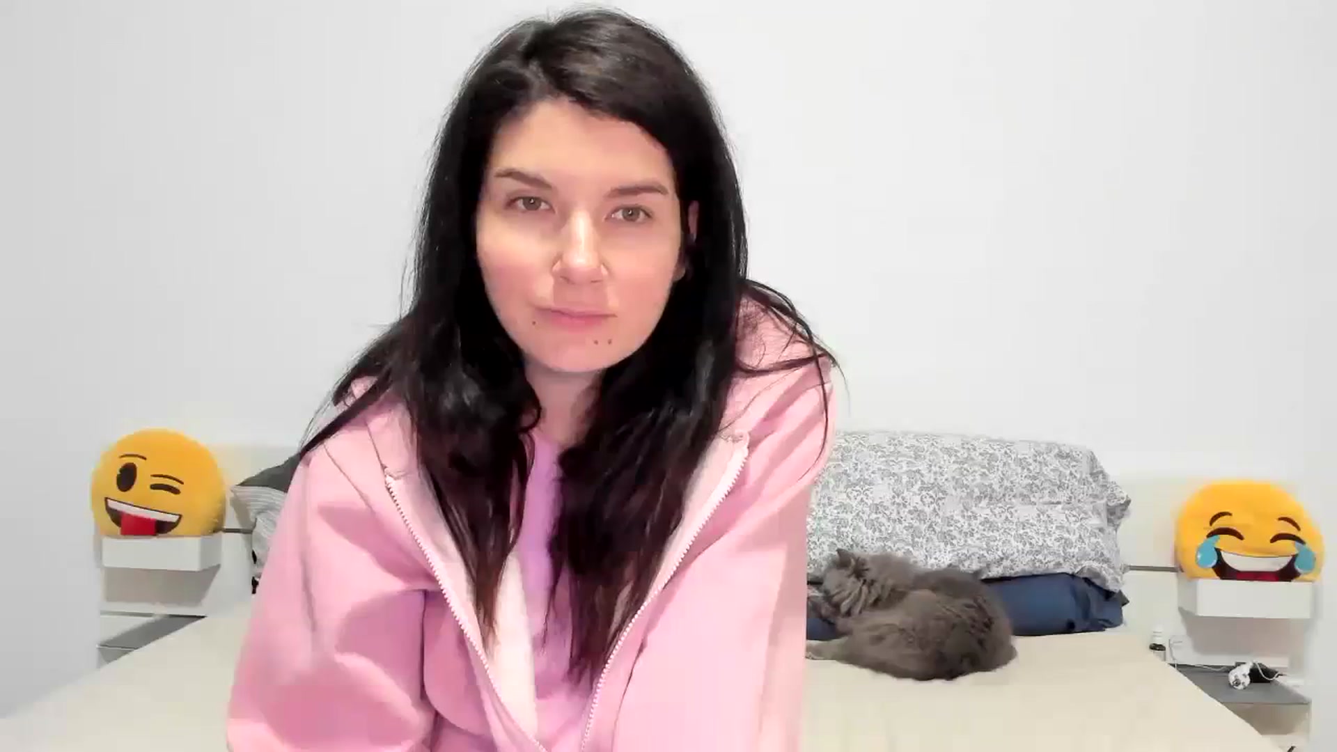 Gallery image thumbnail from SiouxPrincess's myfreecams stream on, 01/24/2024, 23:52 image 4 of 20