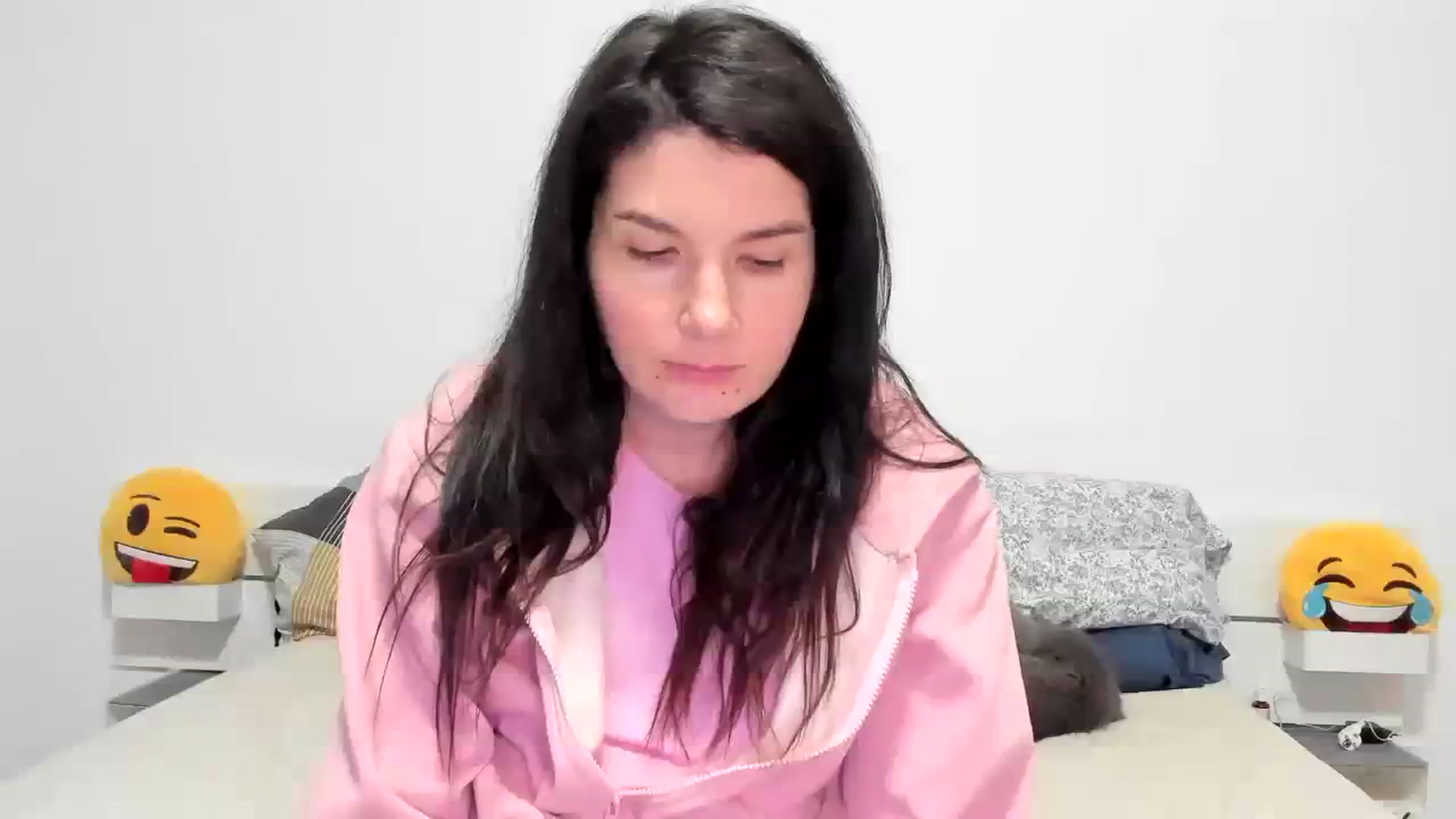 Gallery image thumbnail from SiouxPrincess's myfreecams stream on, 01/24/2024, 23:52 image 7 of 20