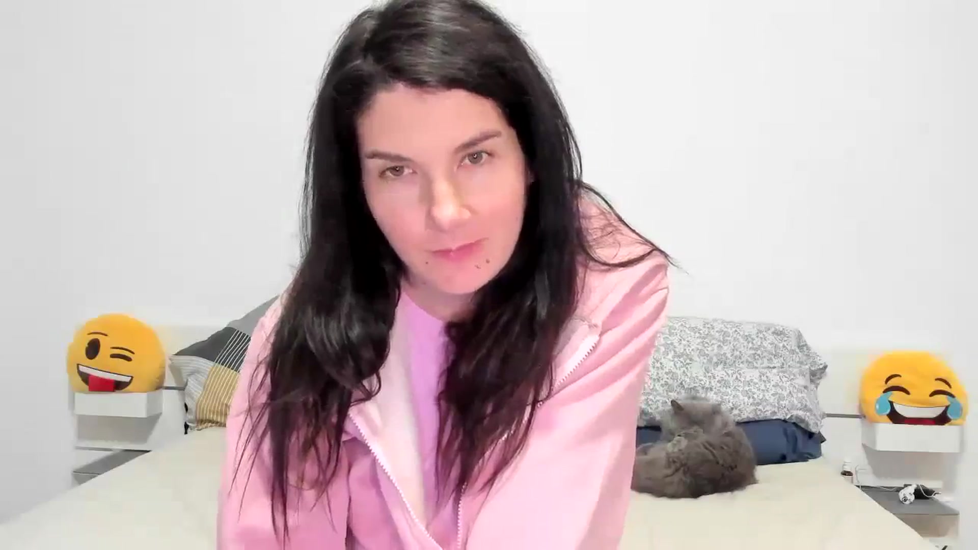 Gallery image thumbnail from SiouxPrincess's myfreecams stream on, 01/24/2024, 23:52 image 6 of 20