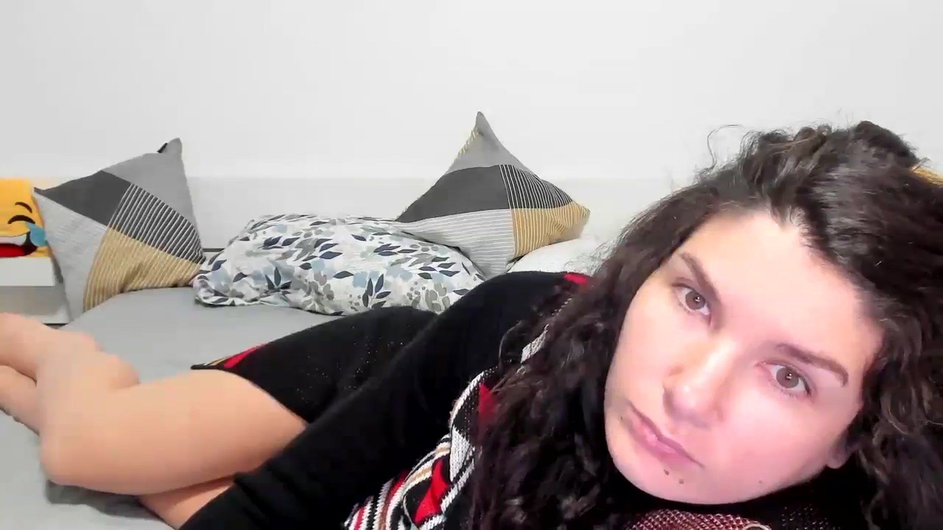 Gallery image thumbnail from SiouxPrincess's myfreecams stream on, 01/27/2024, 24:01 image 12 of 20