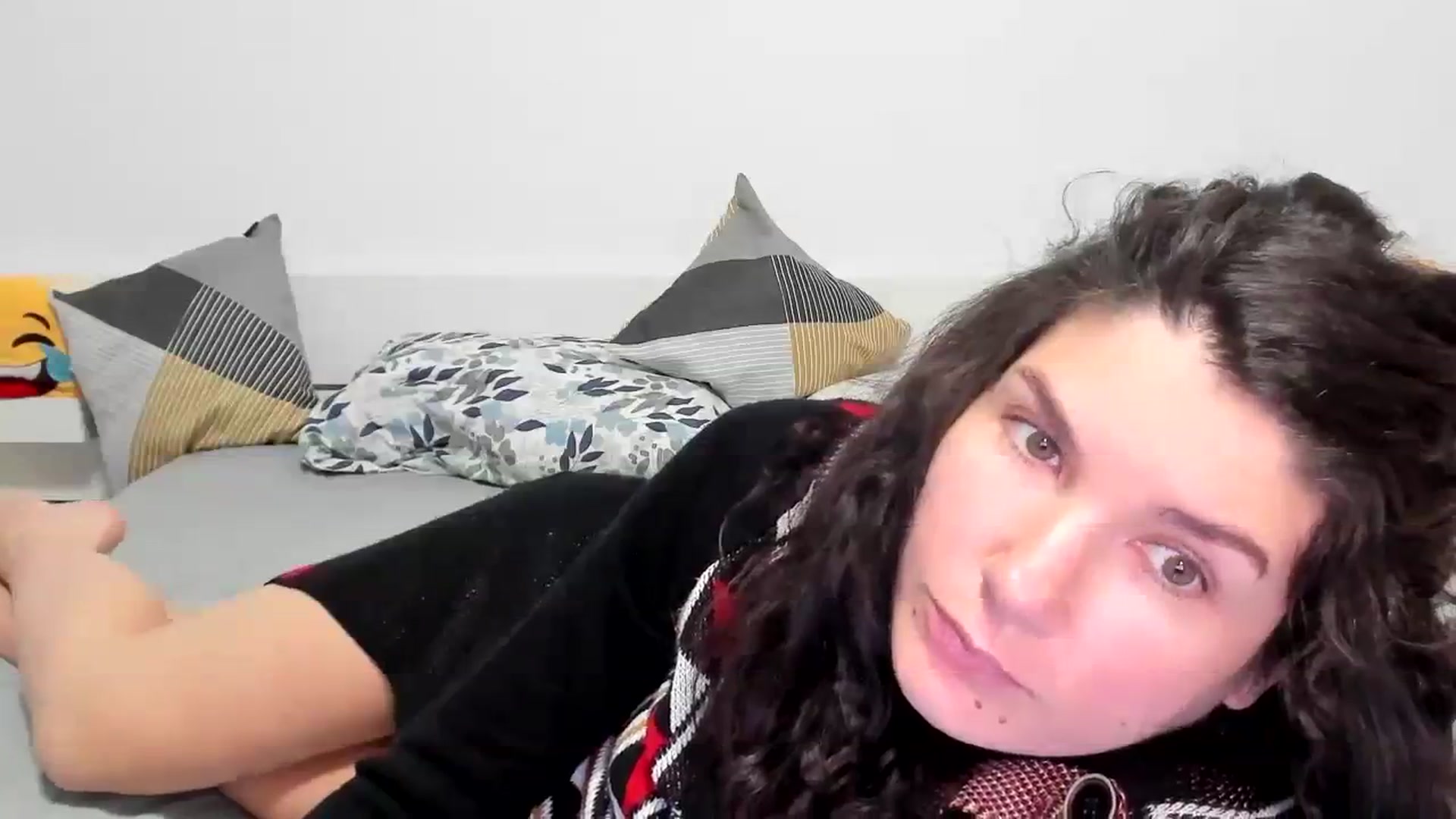 Gallery image thumbnail from SiouxPrincess's myfreecams stream on, 01/27/2024, 24:01 image 4 of 20