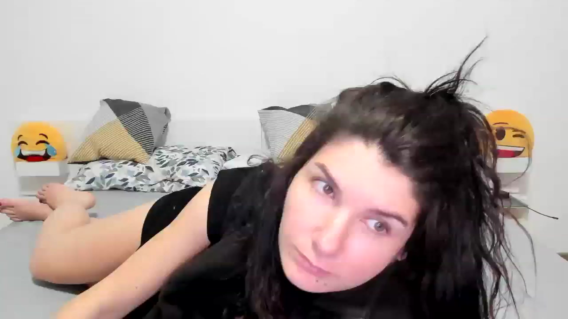 Gallery image thumbnail from SiouxPrincess's myfreecams stream on, 01/29/2024, 23:45 image 17 of 20