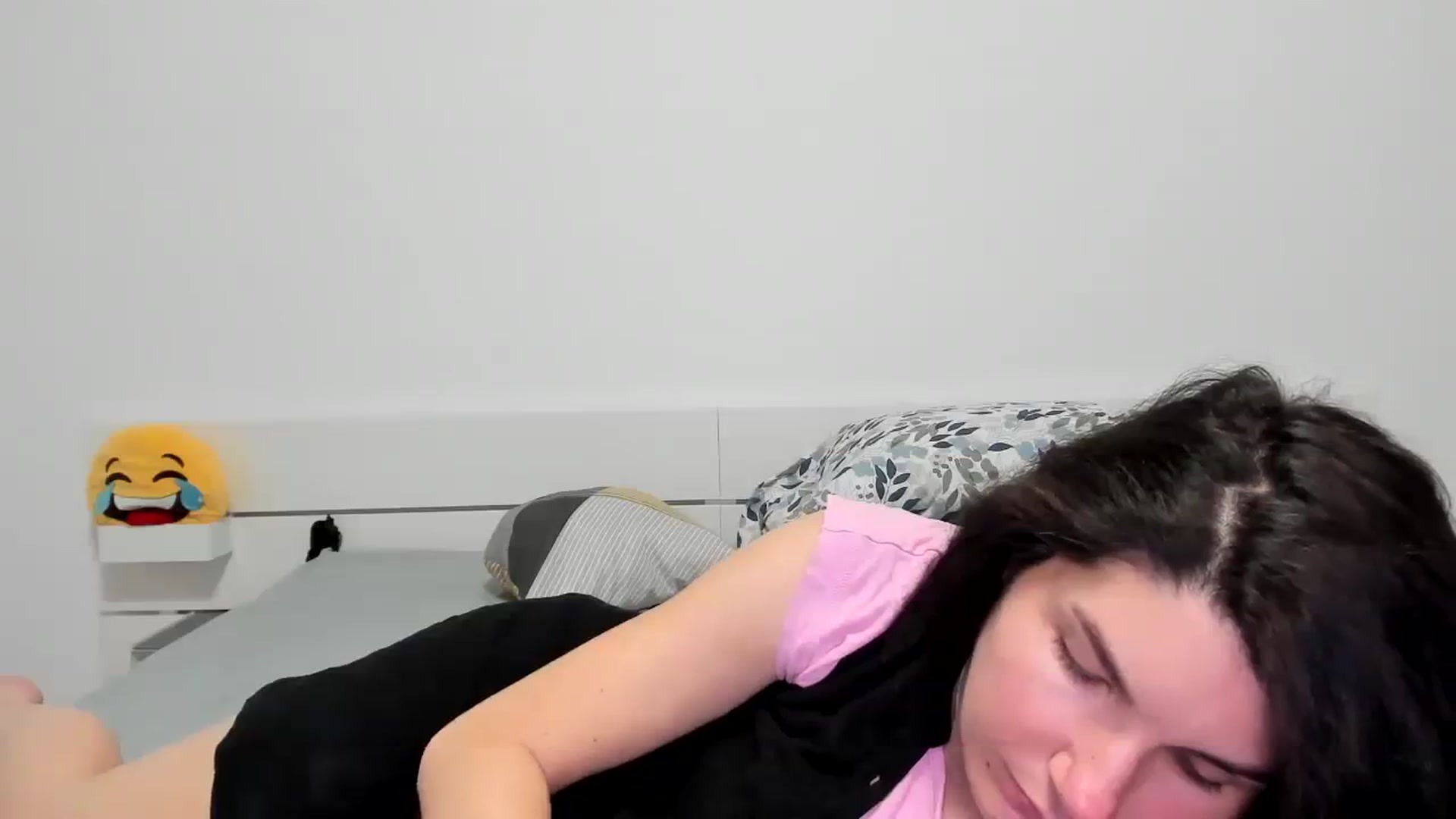 Gallery image thumbnail from SiouxPrincess's myfreecams stream on, 01/31/2024, 24:01 image 9 of 20