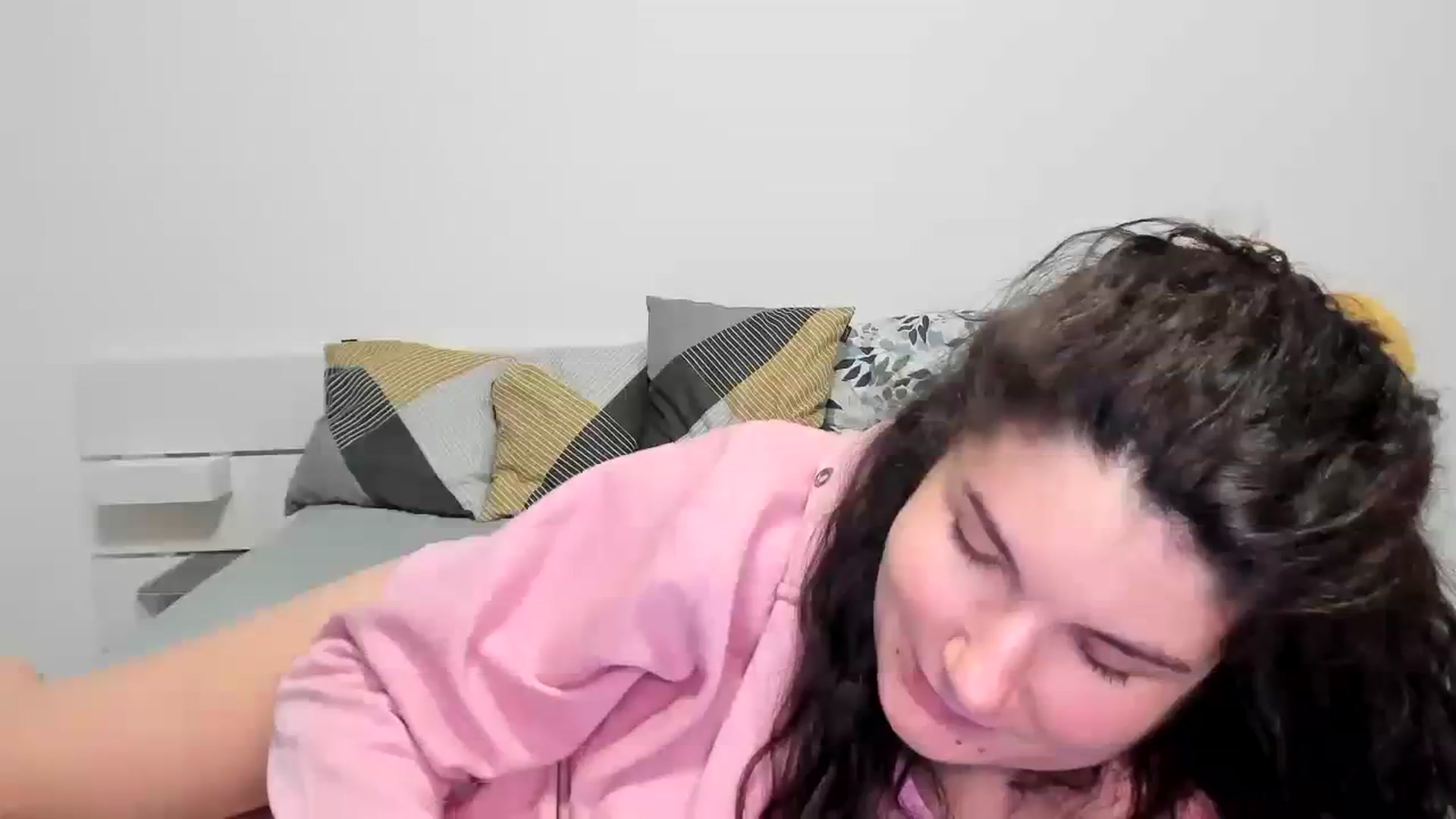 Gallery image thumbnail from SiouxPrincess's myfreecams stream on, 01/31/2024, 23:19 image 5 of 20