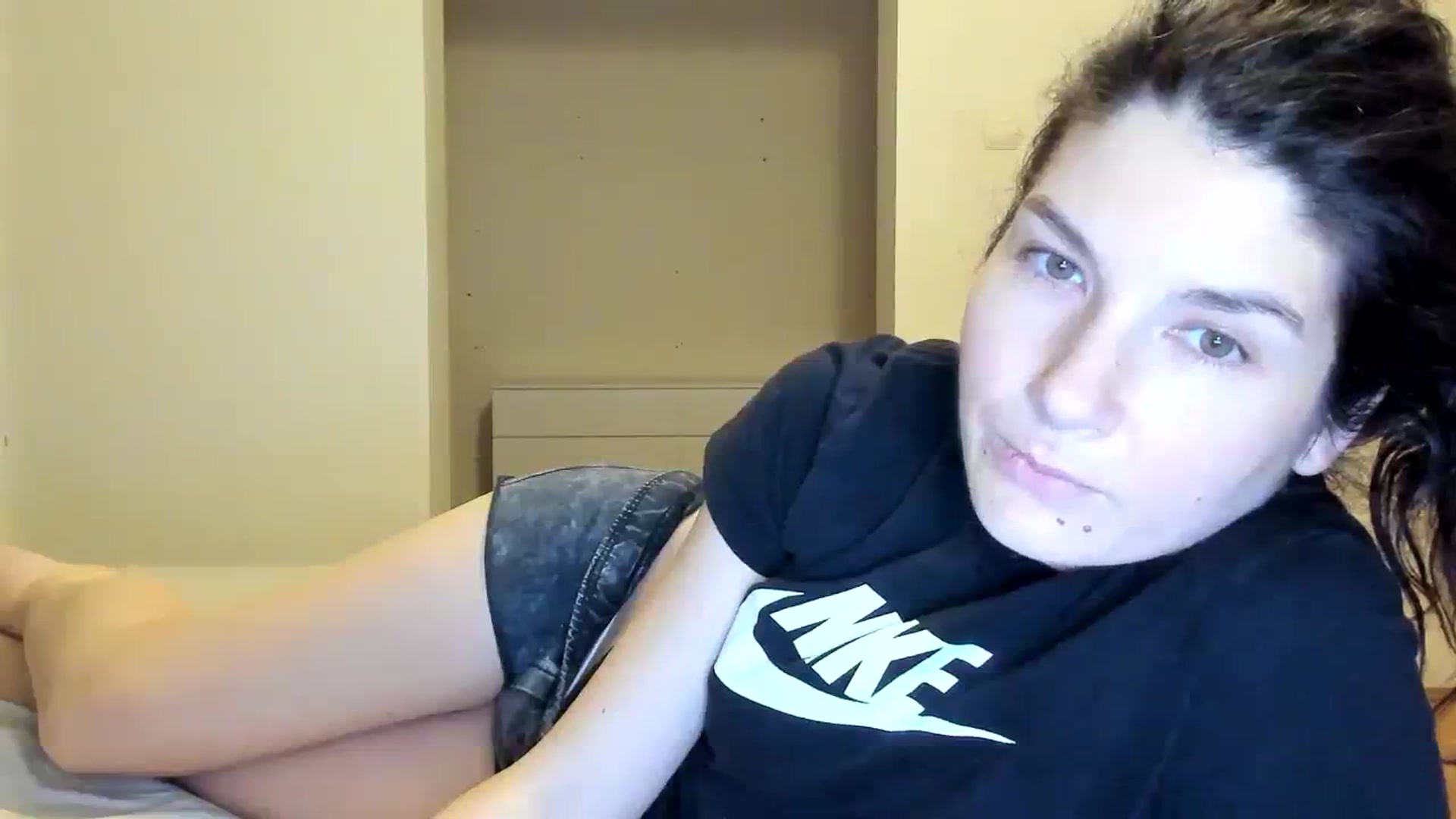 Gallery image thumbnail from SiouxPrincess's myfreecams stream on, 02/13/2024, 22:47 image 5 of 20