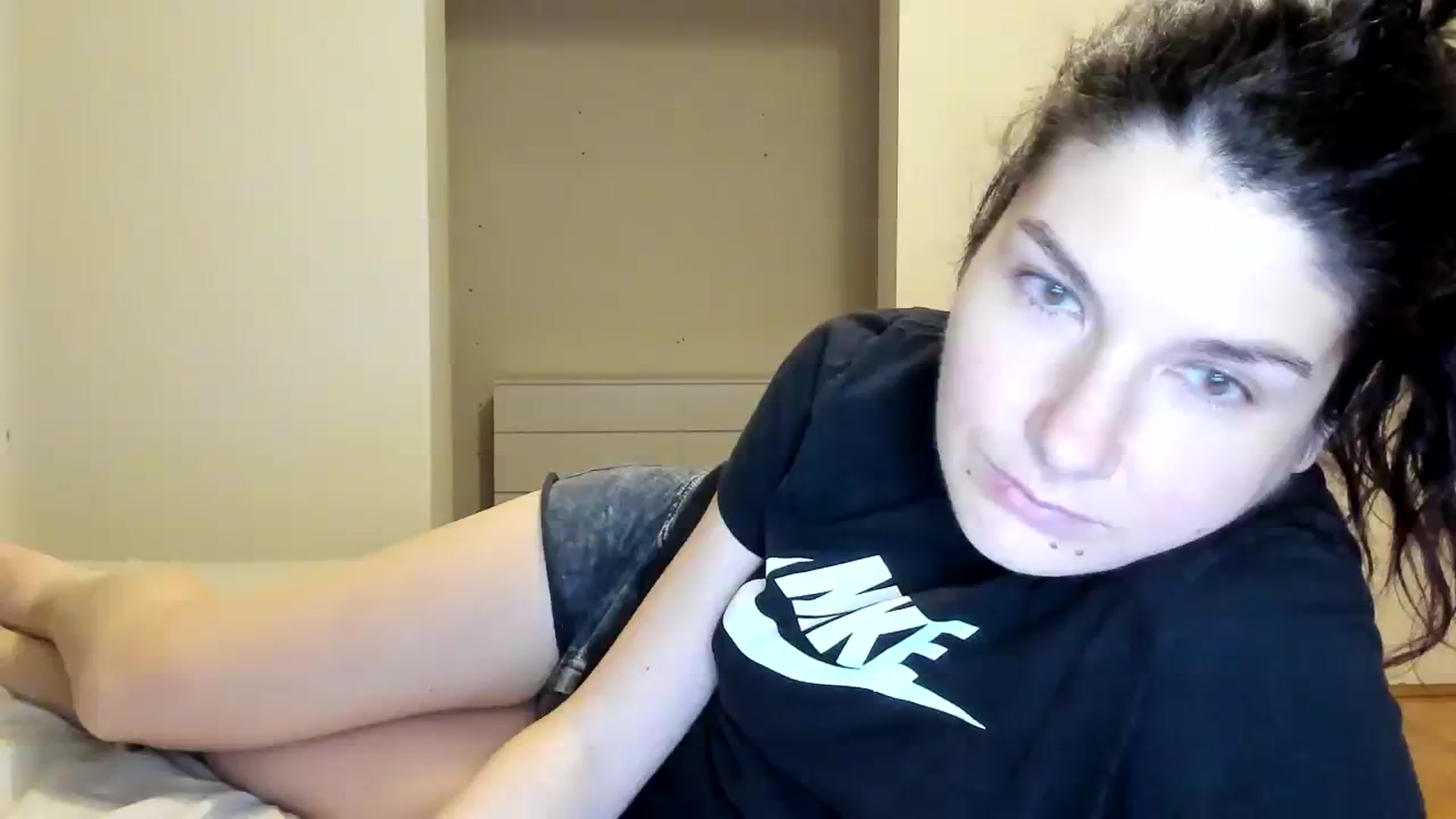 Gallery image thumbnail from SiouxPrincess's myfreecams stream on, 02/13/2024, 22:47 image 17 of 20