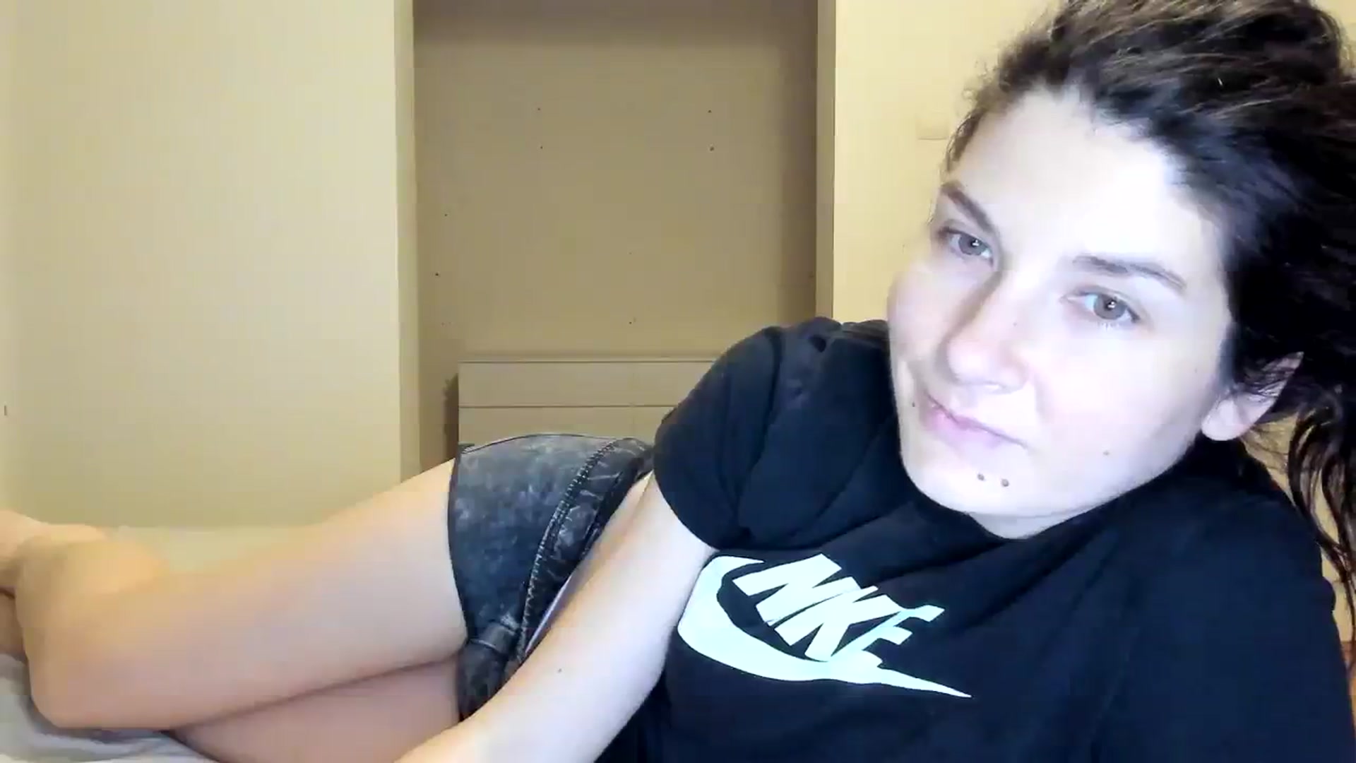 Gallery image thumbnail from SiouxPrincess's myfreecams stream on, 02/13/2024, 22:47 image 6 of 20