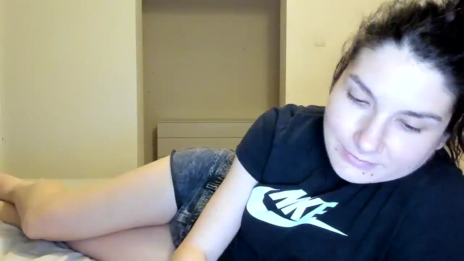 Gallery image thumbnail from SiouxPrincess's myfreecams stream on, 02/13/2024, 22:47 image 16 of 20