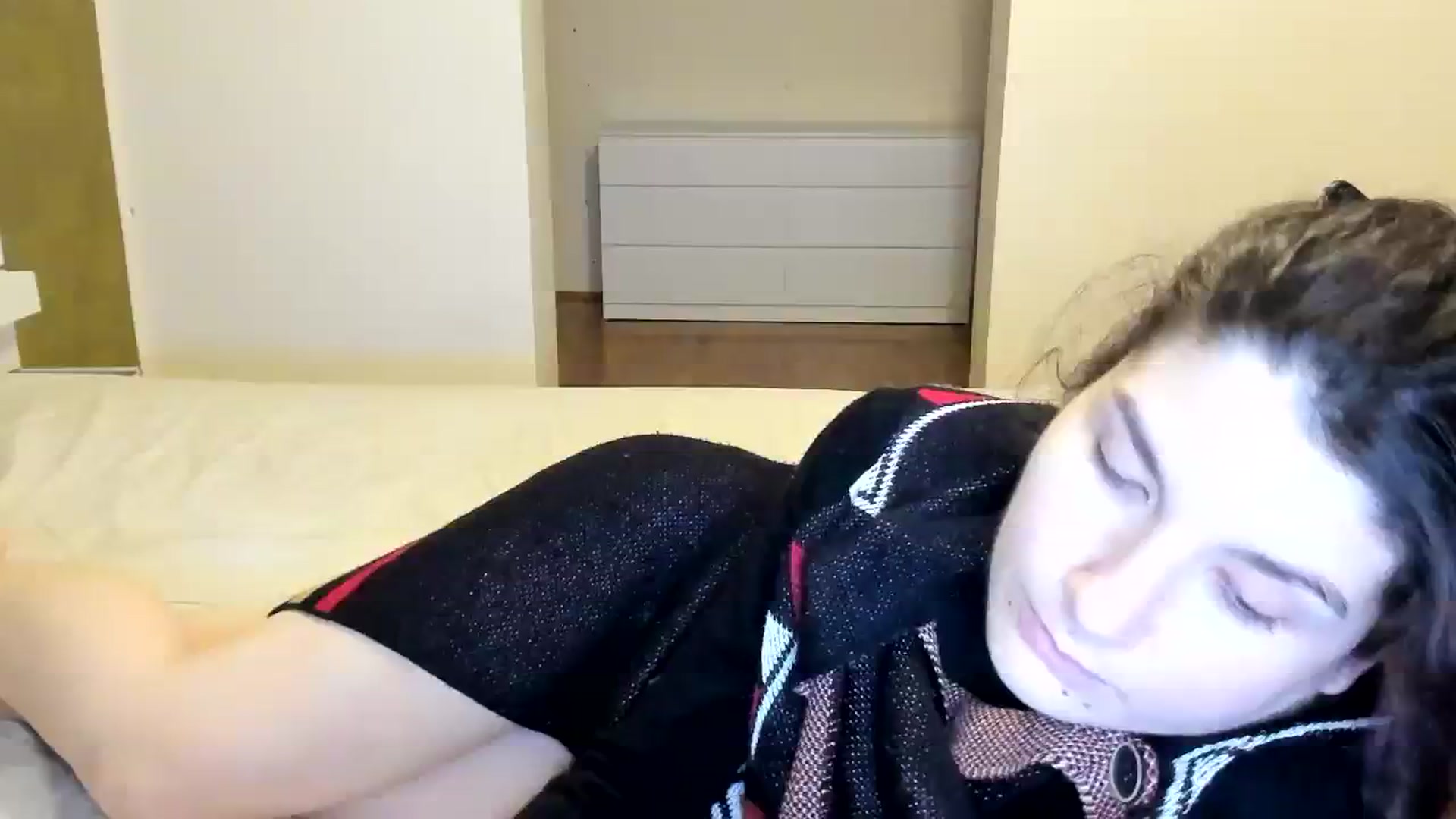 Gallery image thumbnail from SiouxPrincess's myfreecams stream on, 02/16/2024, 24:45 image 3 of 20