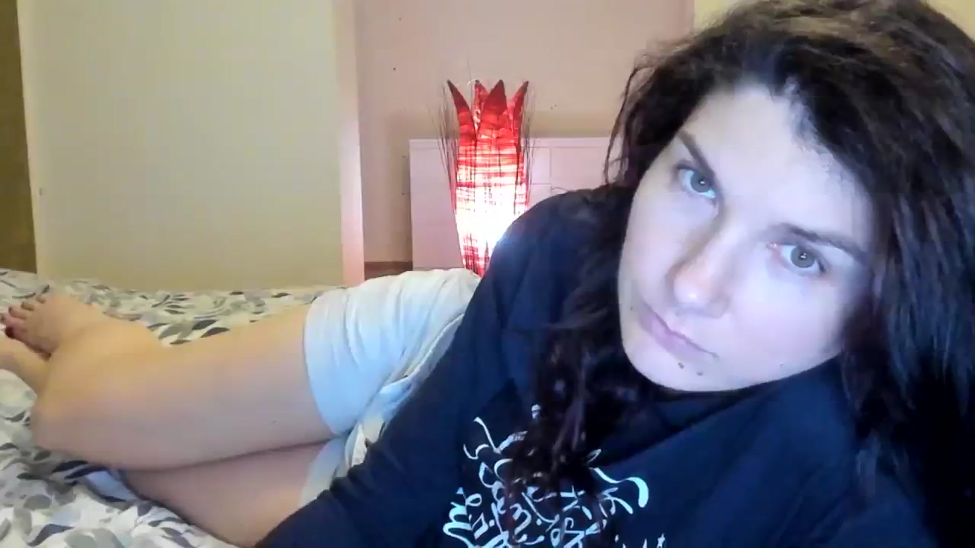Gallery image thumbnail from SiouxPrincess's myfreecams stream on, 02/19/2024, 23:19 image 10 of 20