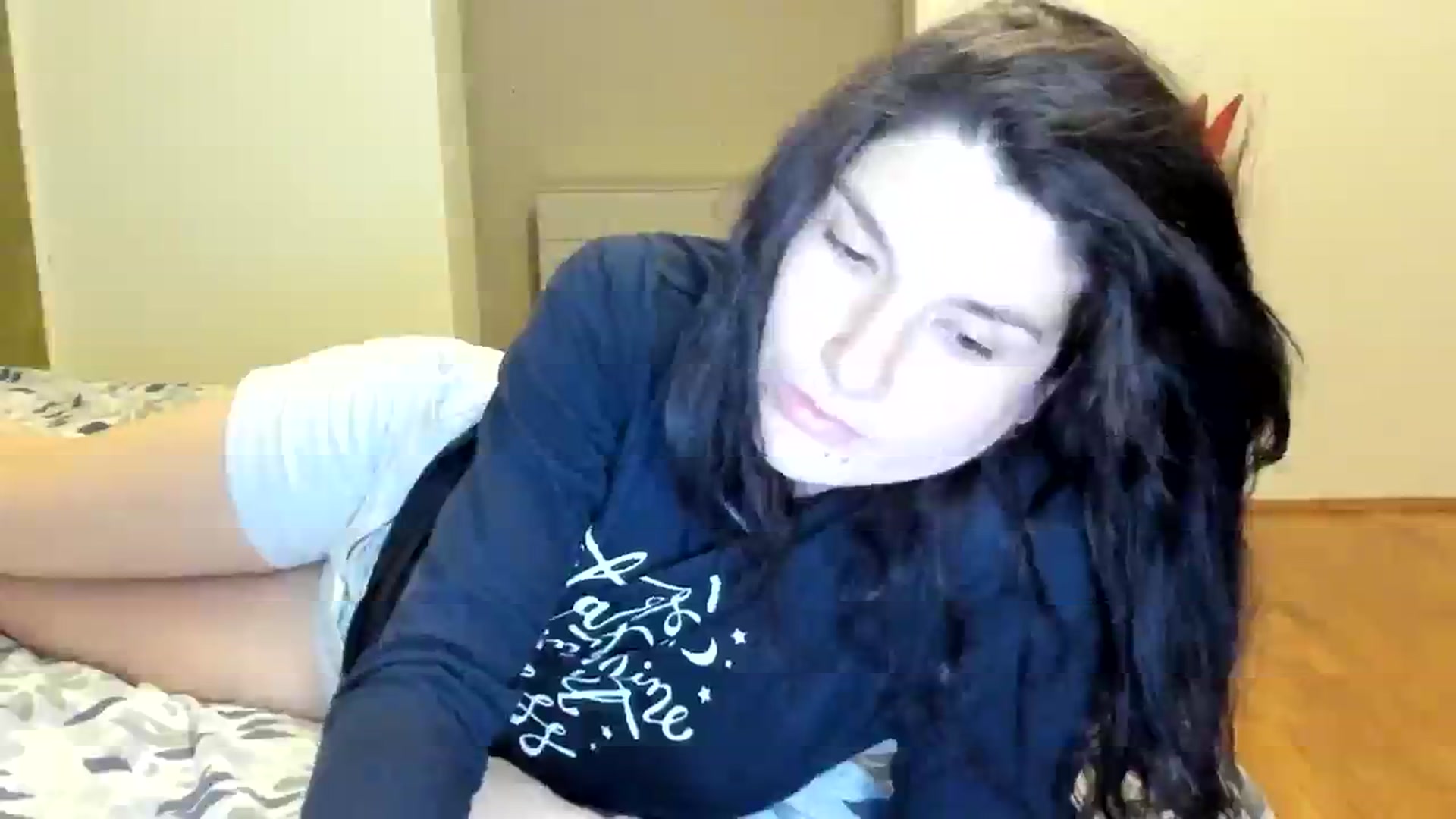 Gallery image thumbnail from SiouxPrincess's myfreecams stream on, 02/20/2024, 24:18 image 9 of 20