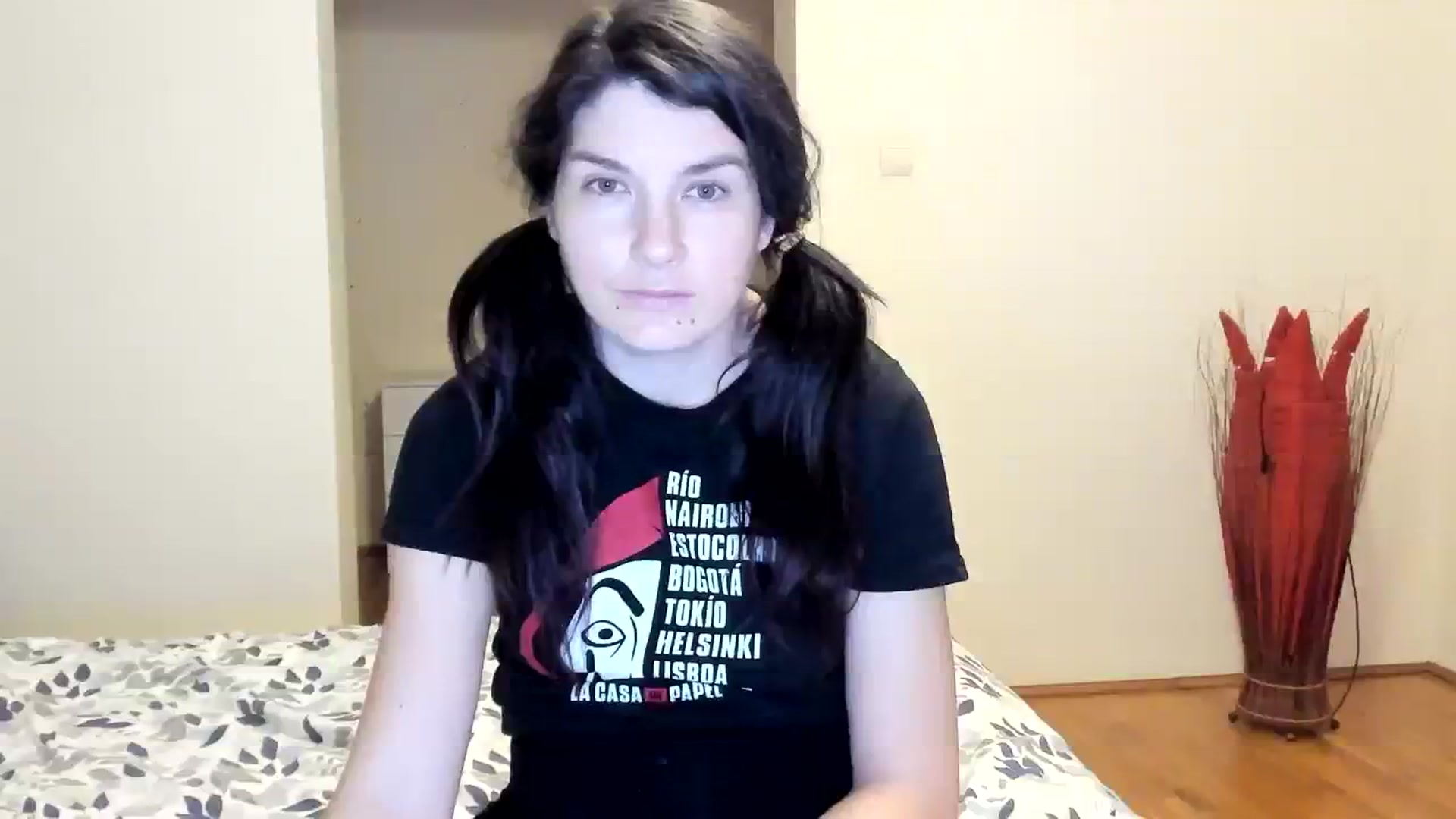 Gallery image thumbnail from SiouxPrincess's myfreecams stream on, 02/24/2024, 24:14 image 9 of 20