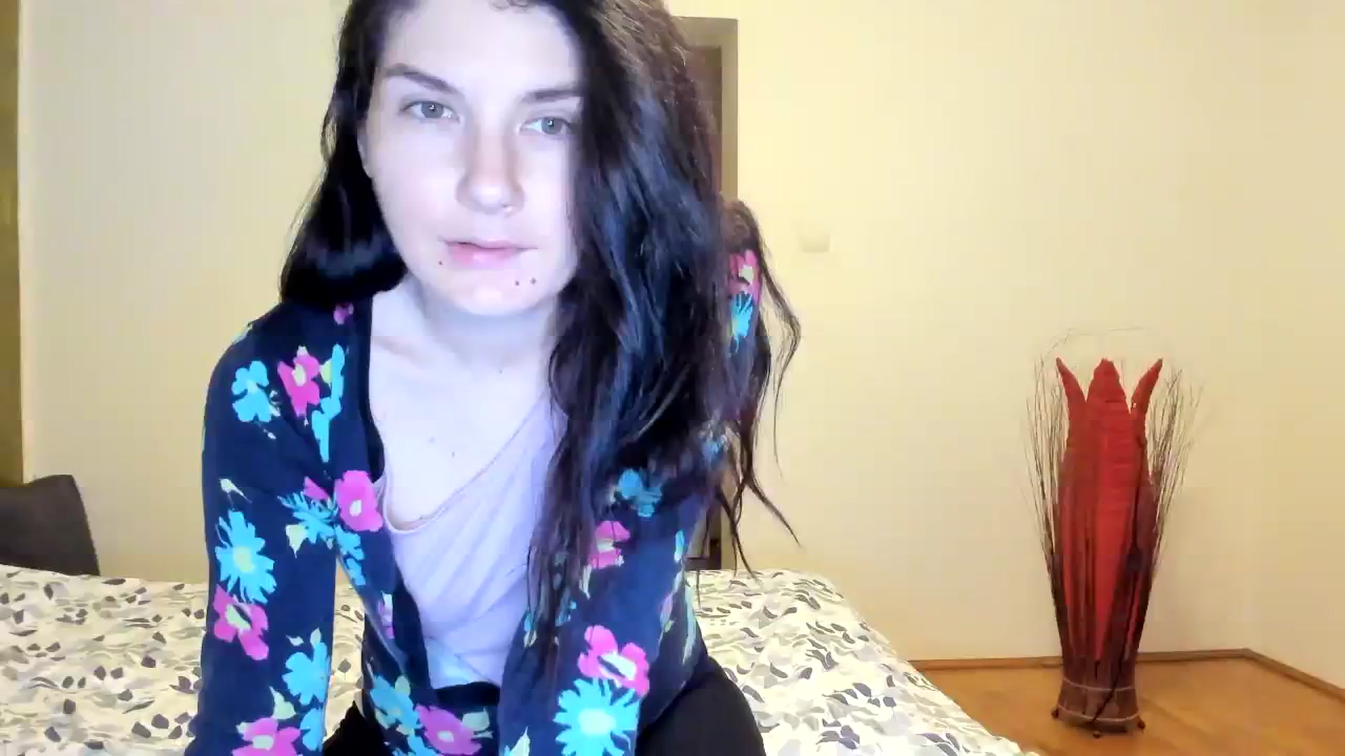 Gallery image thumbnail from SiouxPrincess's myfreecams stream on, 02/27/2024, 24:22 image 8 of 20