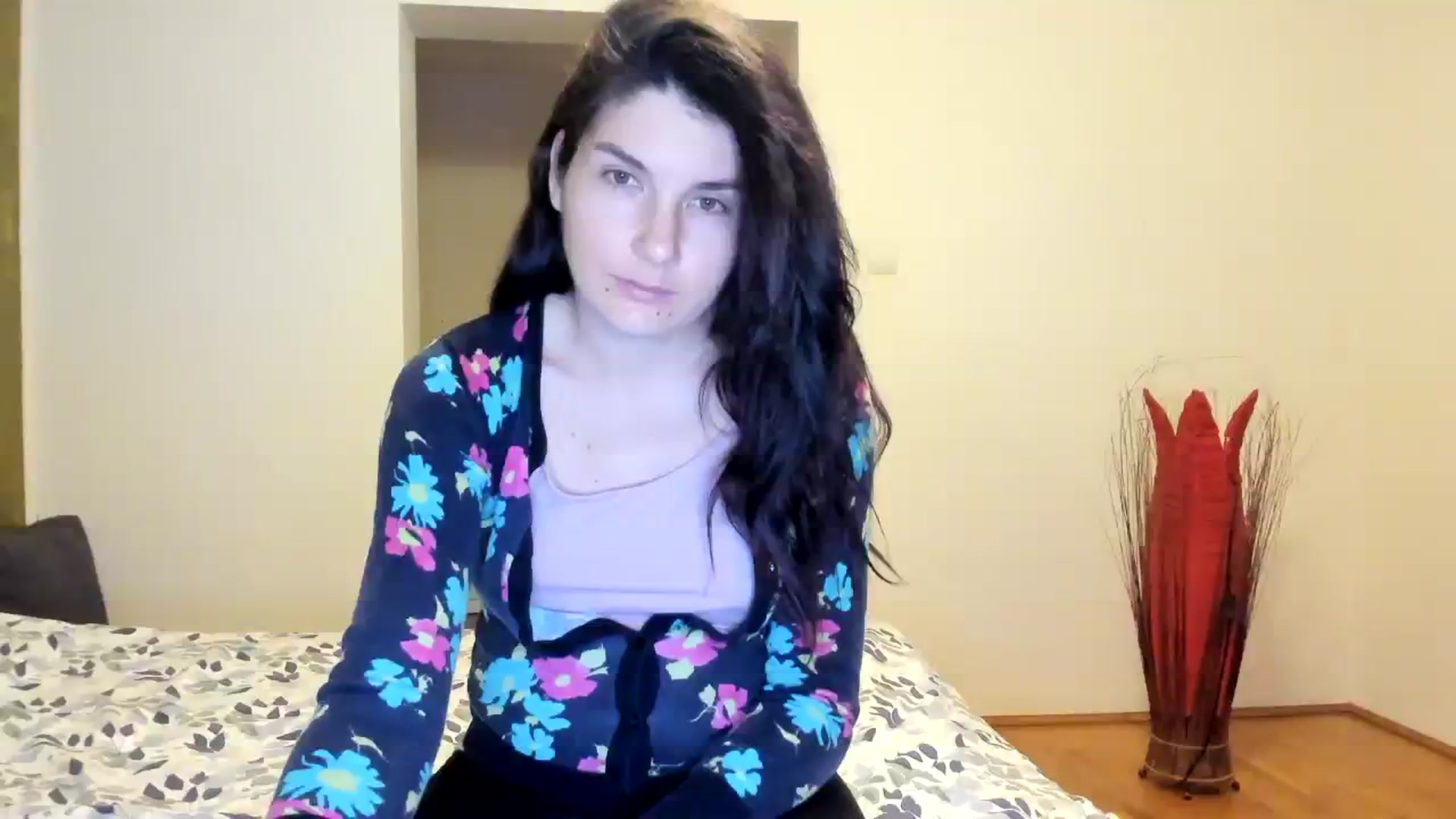 Gallery image thumbnail from SiouxPrincess's myfreecams stream on, 02/27/2024, 24:22 image 5 of 20
