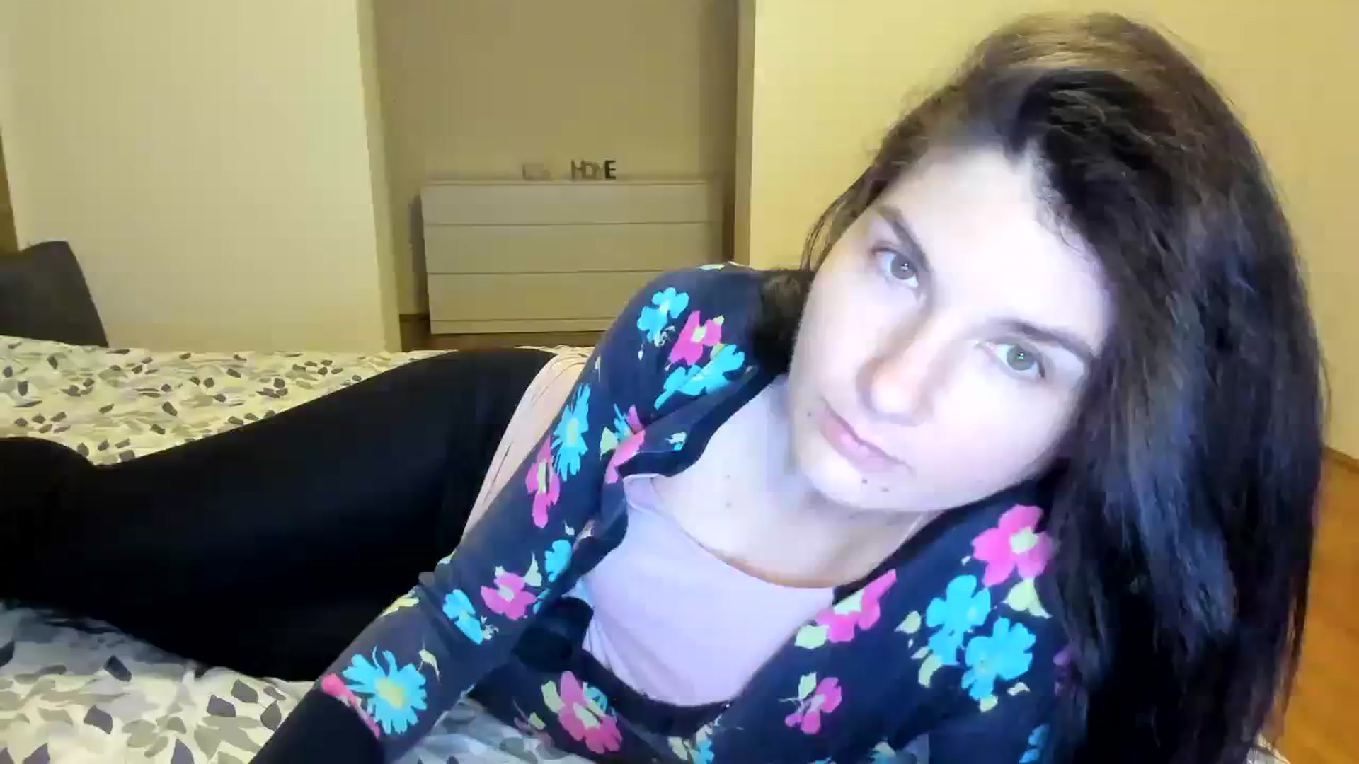 Gallery image thumbnail from SiouxPrincess's myfreecams stream on, 02/27/2024, 24:22 image 20 of 20