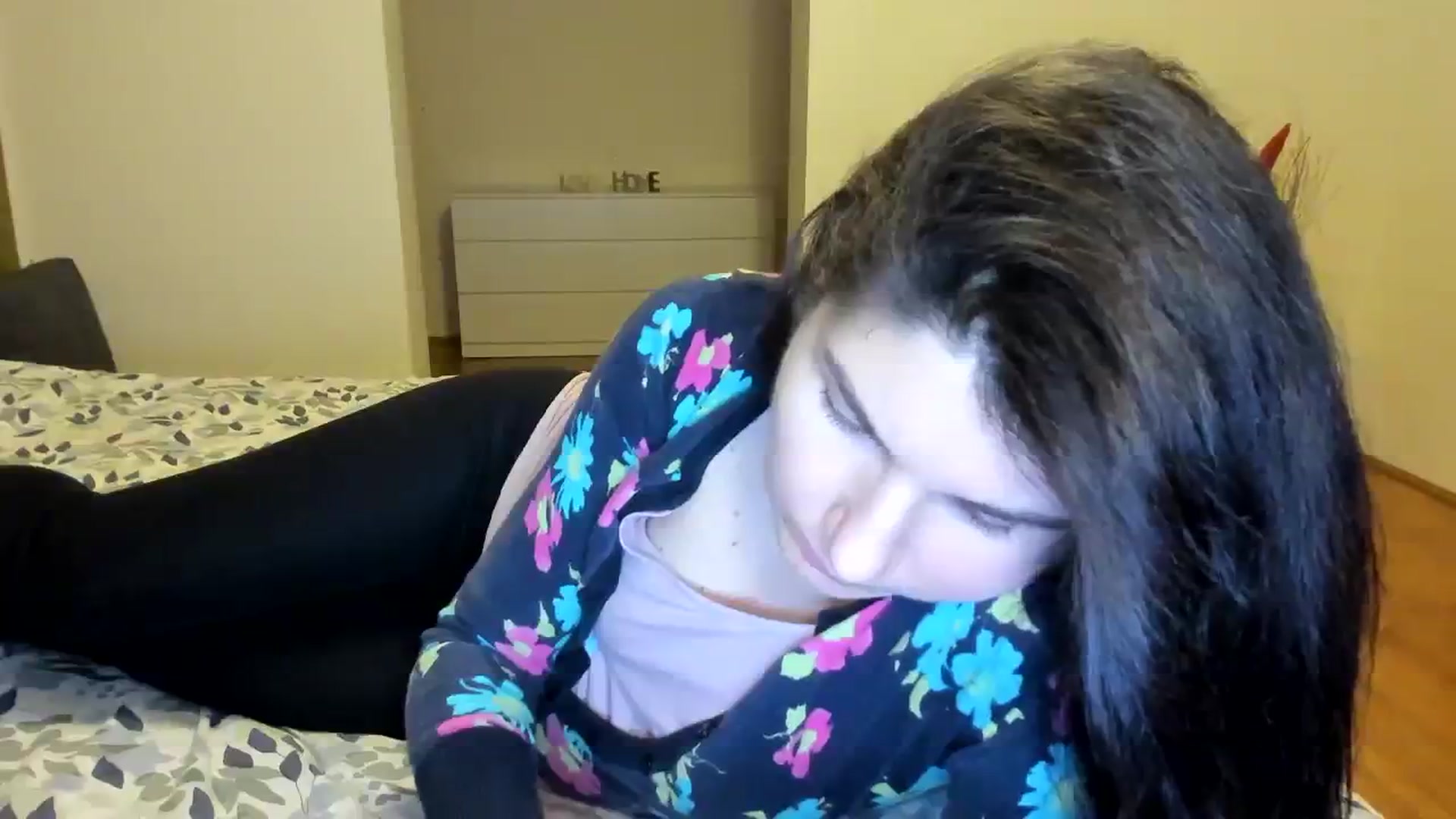 Gallery image thumbnail from SiouxPrincess's myfreecams stream on, 02/27/2024, 24:22 image 9 of 20
