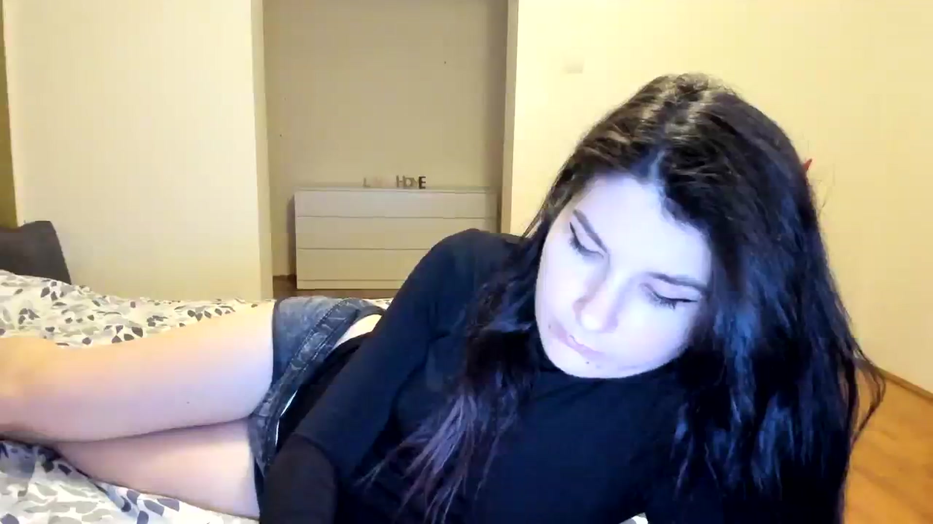 Gallery image thumbnail from SiouxPrincess's myfreecams stream on, 02/28/2024, 24:00 image 12 of 20
