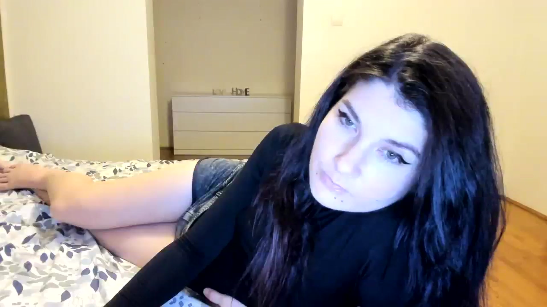 Gallery image thumbnail from SiouxPrincess's myfreecams stream on, 02/28/2024, 24:28 image 20 of 20