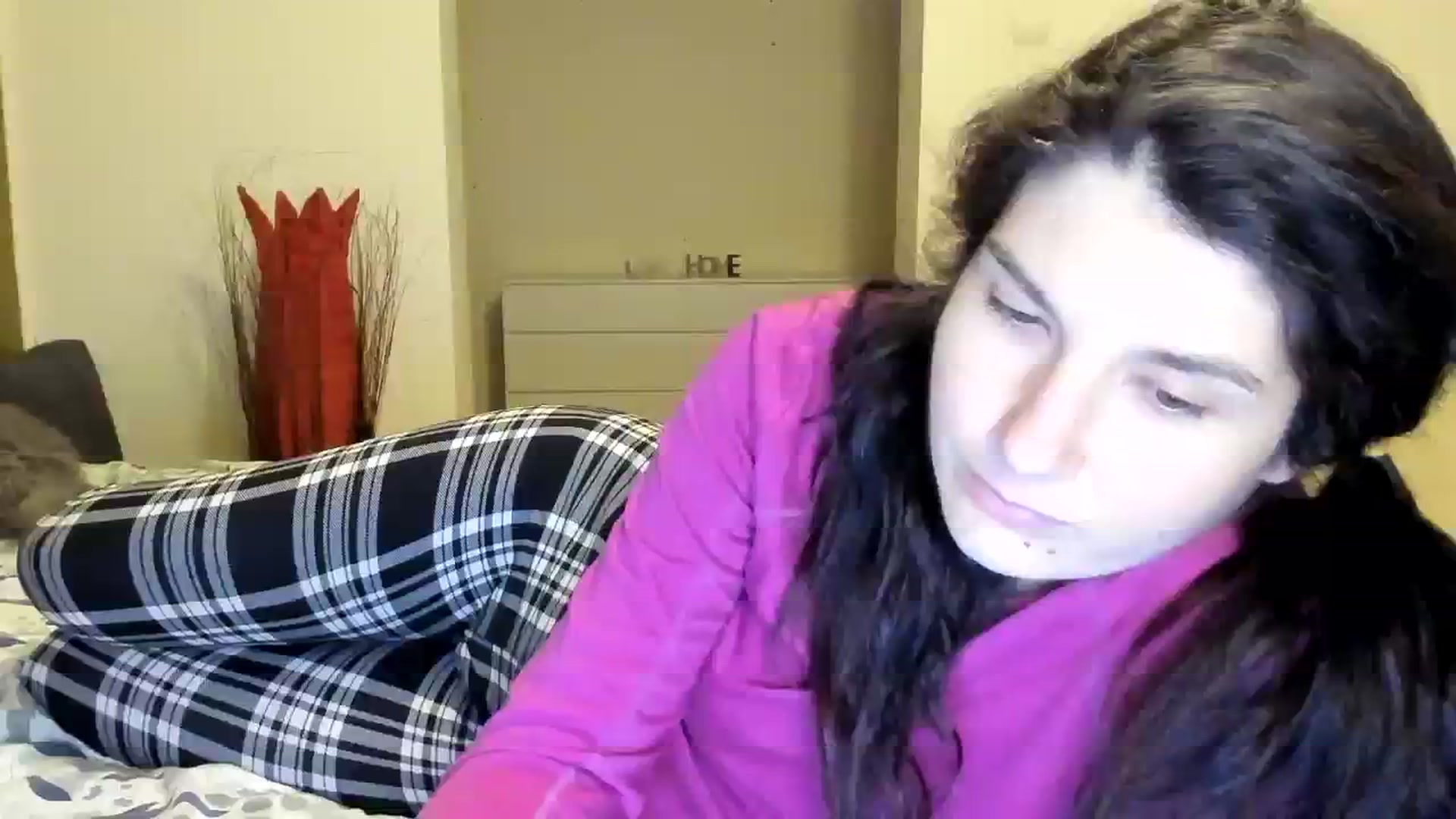 Gallery image thumbnail from SiouxPrincess's myfreecams stream on, 03/06/2024, 24:00 image 7 of 20