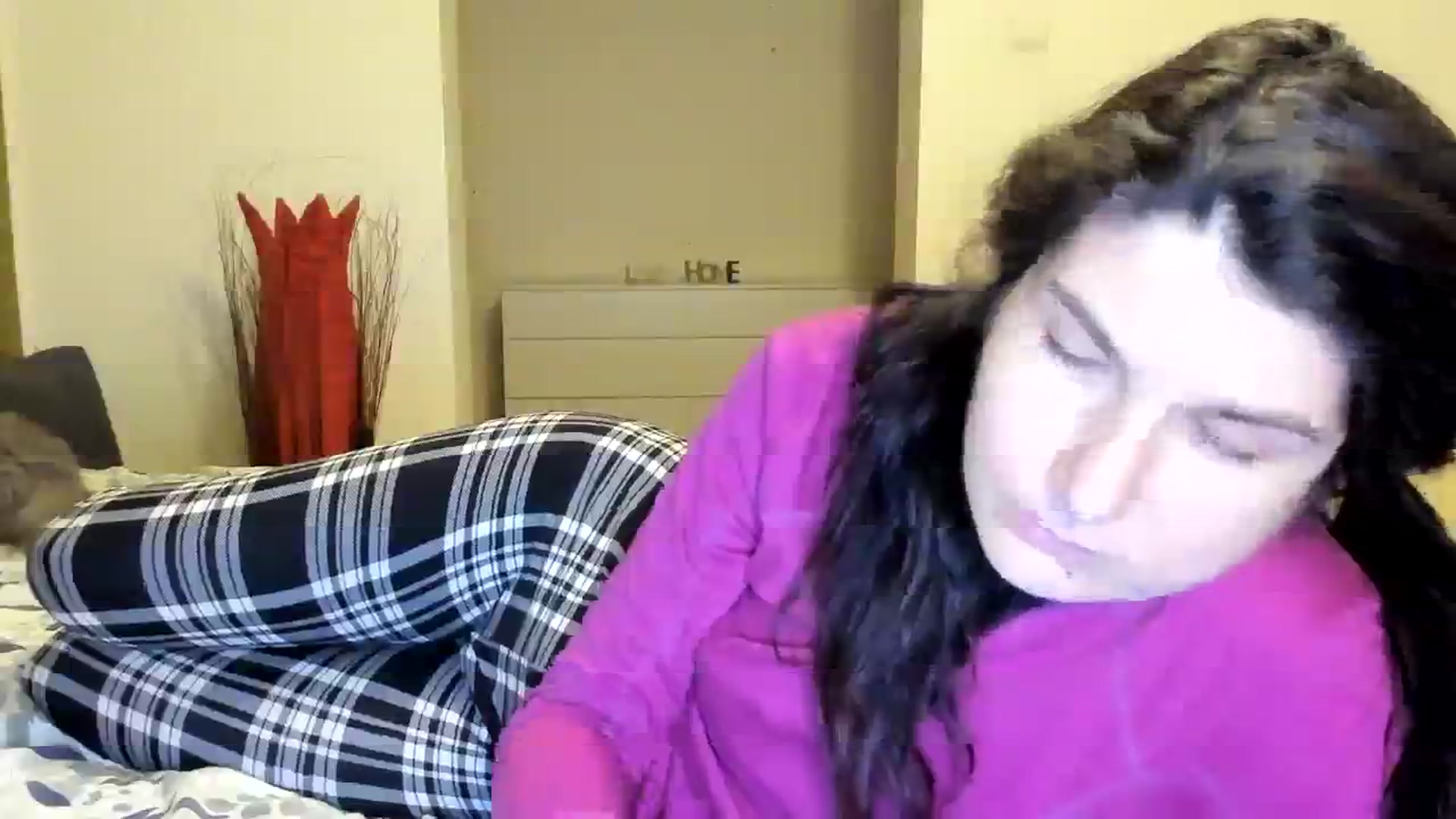 Gallery image thumbnail from SiouxPrincess's myfreecams stream on, 03/06/2024, 24:00 image 13 of 20