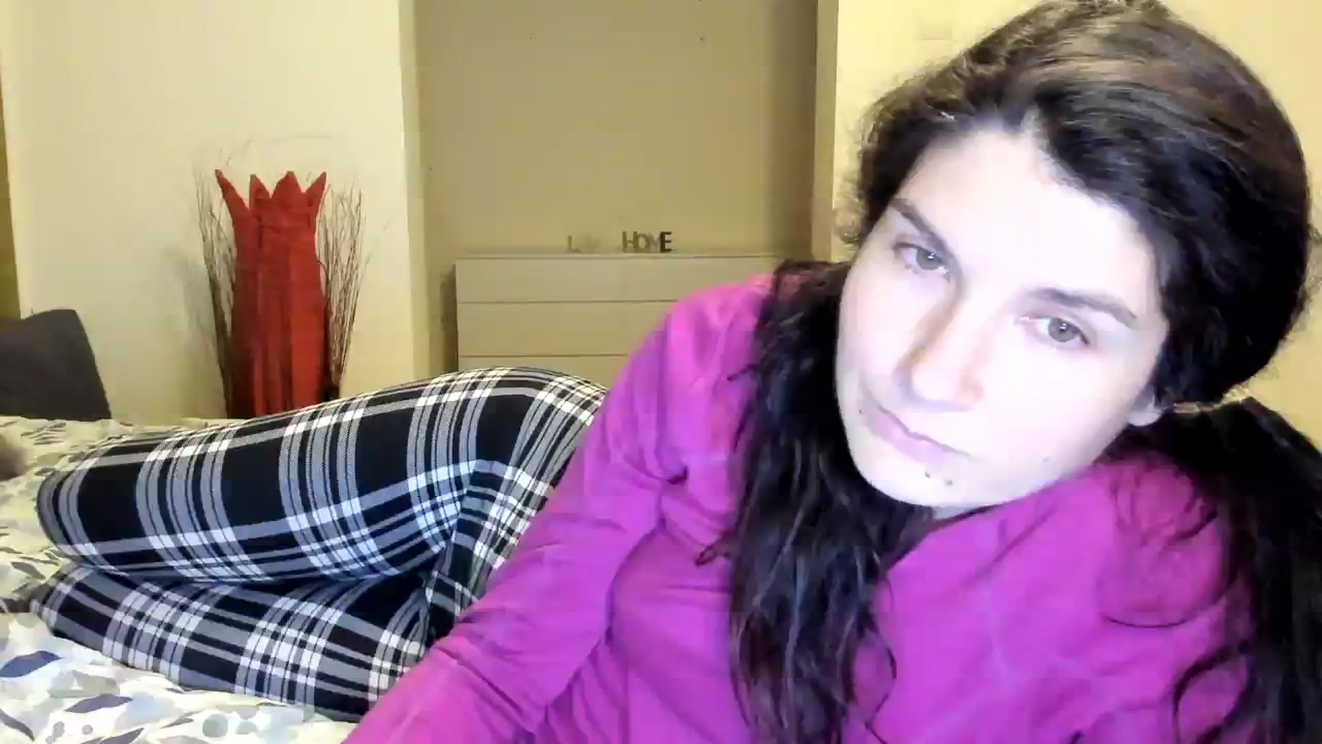 Gallery image thumbnail from SiouxPrincess's myfreecams stream on, 03/06/2024, 24:22 image 7 of 20