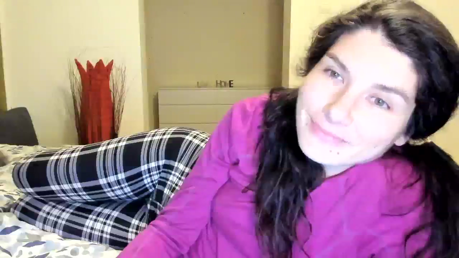 Gallery image thumbnail from SiouxPrincess's myfreecams stream on, 03/06/2024, 24:22 image 5 of 20