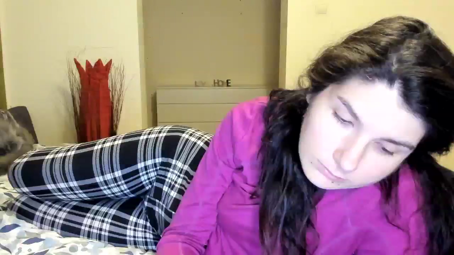 Gallery image thumbnail from SiouxPrincess's myfreecams stream on, 03/06/2024, 24:22 image 3 of 20