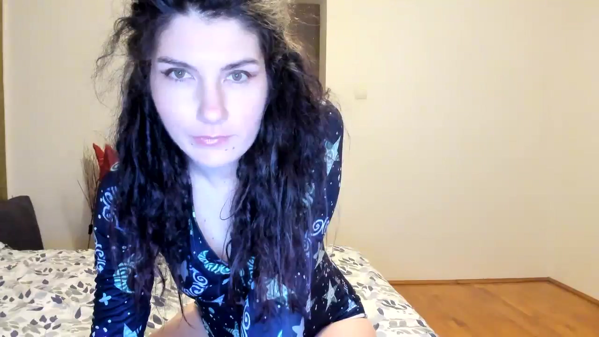 Gallery image thumbnail from SiouxPrincess's myfreecams stream on, 03/09/2024, 23:39 image 15 of 20