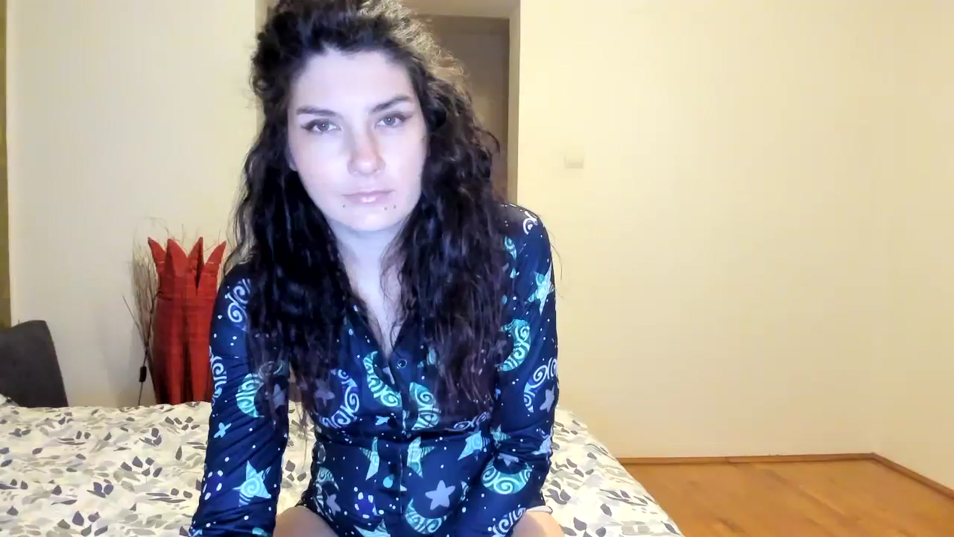 Gallery image thumbnail from SiouxPrincess's myfreecams stream on, 03/10/2024, 24:31 image 15 of 20