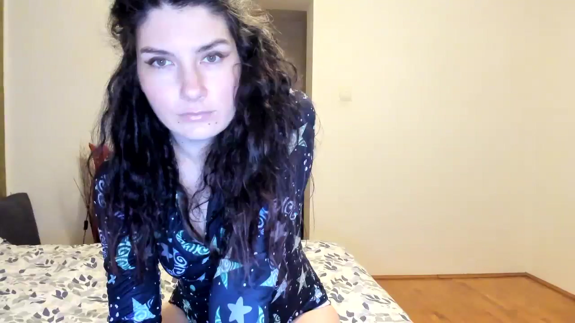 Gallery image thumbnail from SiouxPrincess's myfreecams stream on, 03/10/2024, 24:31 image 14 of 20