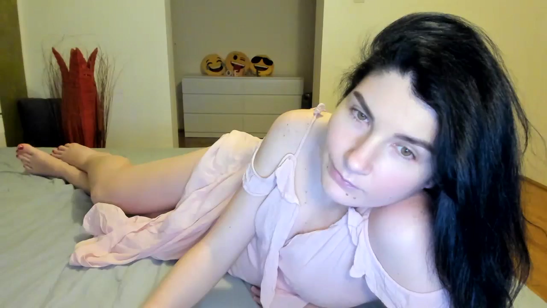 Gallery image thumbnail from SiouxPrincess's myfreecams stream on, 03/22/2024, 24:21 image 2 of 20