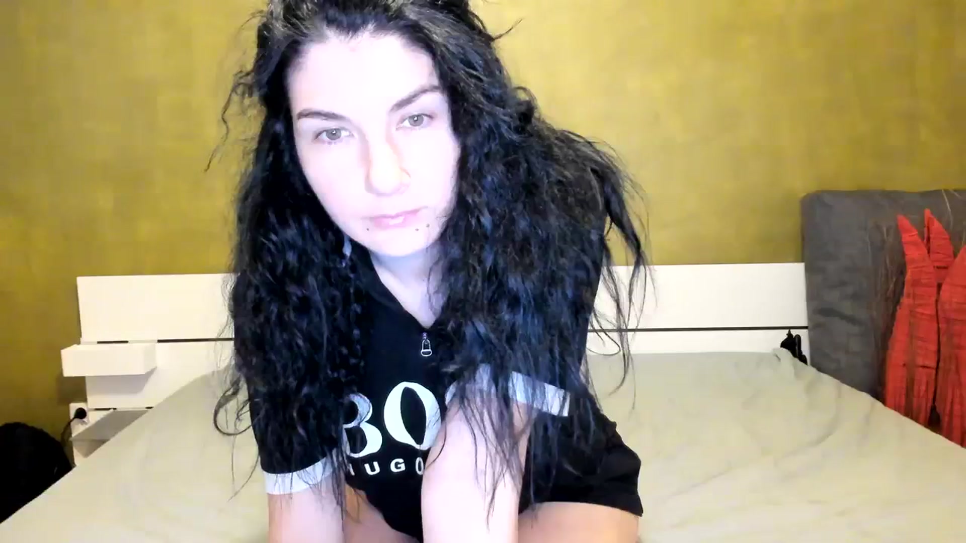 Gallery image thumbnail from SiouxPrincess's myfreecams stream on, 04/01/2024, 23:21 image 19 of 20