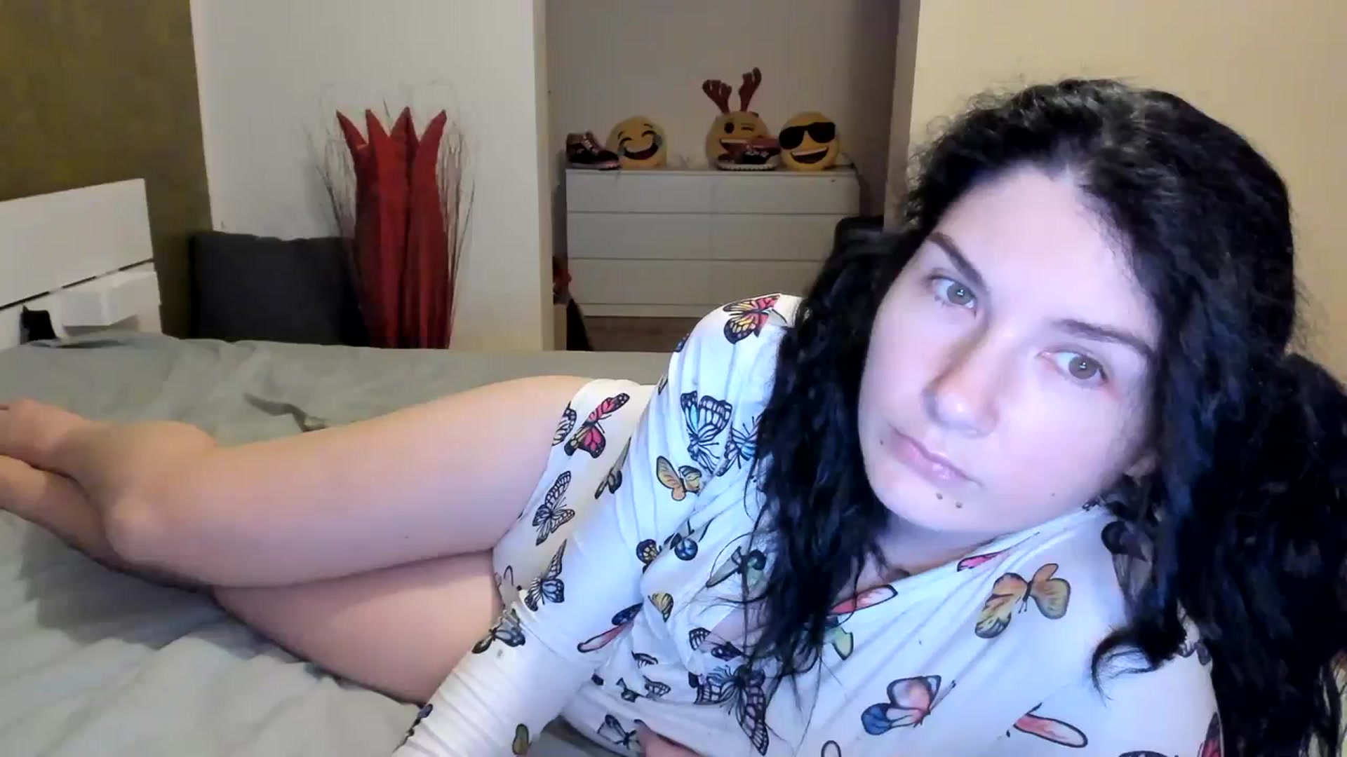 Gallery image thumbnail from SiouxPrincess's myfreecams stream on, 04/14/2024, 23:19 image 16 of 20