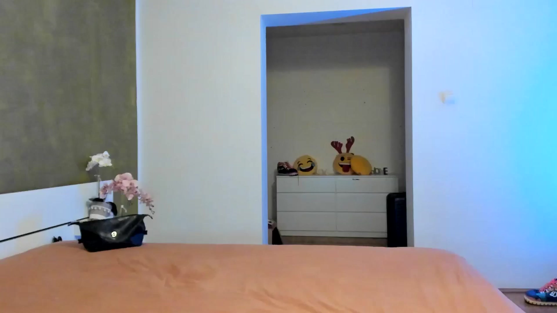 Gallery image thumbnail from SiouxPrincess's myfreecams stream on, 04/19/2024, 24:33 image 1 of 20