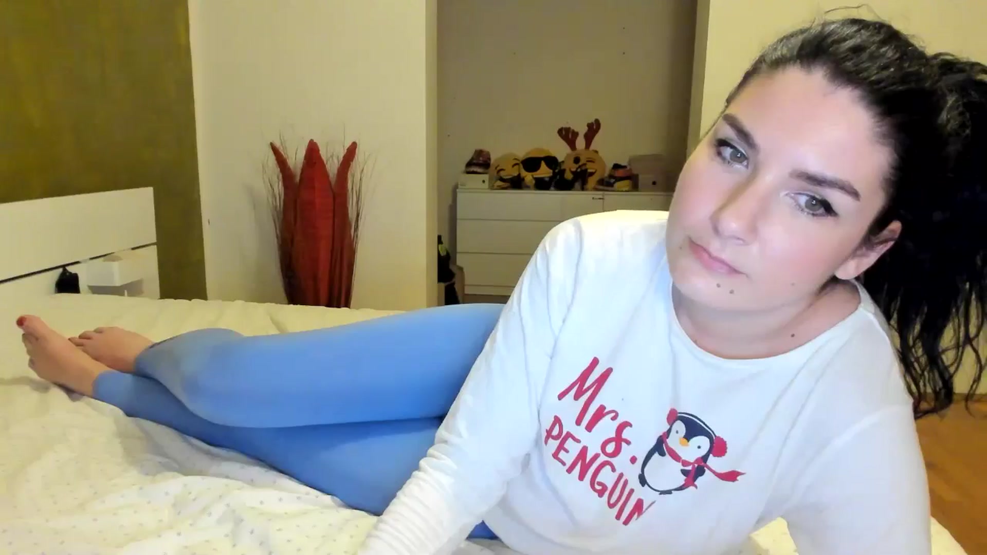 Gallery image thumbnail from SiouxPrincess's myfreecams stream on, 05/10/2024, 23:07 image 16 of 20
