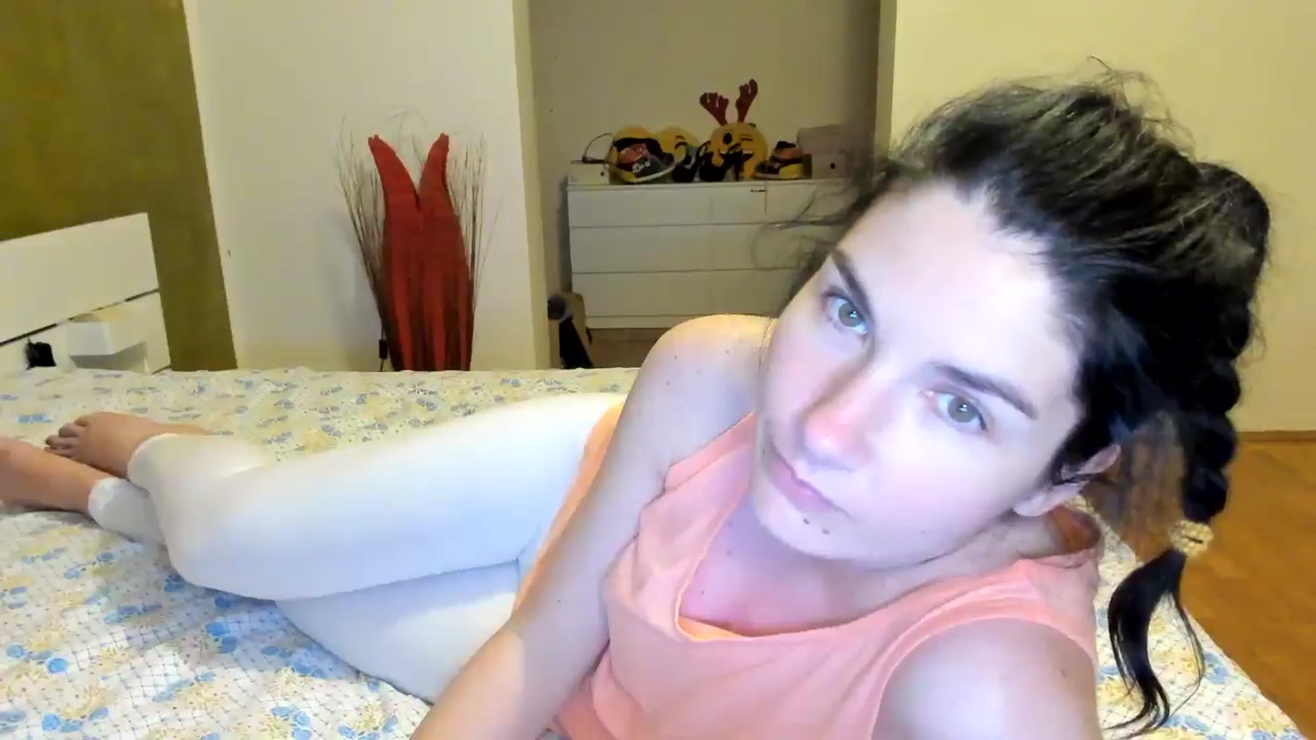 Gallery image thumbnail from SiouxPrincess's myfreecams stream on, 05/14/2024, 23:12 image 9 of 20