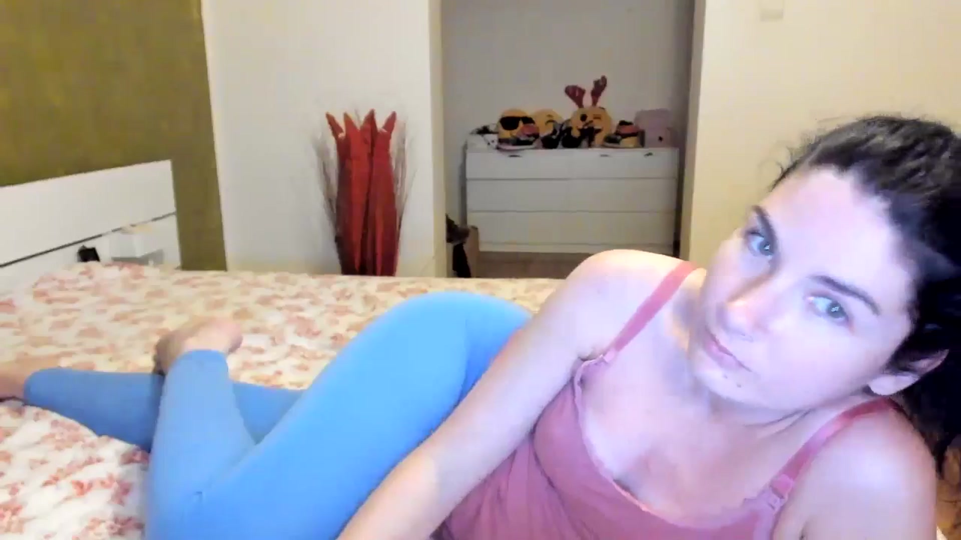 Gallery image thumbnail from SiouxPrincess's myfreecams stream on, 05/23/2024, 22:47 image 11 of 20