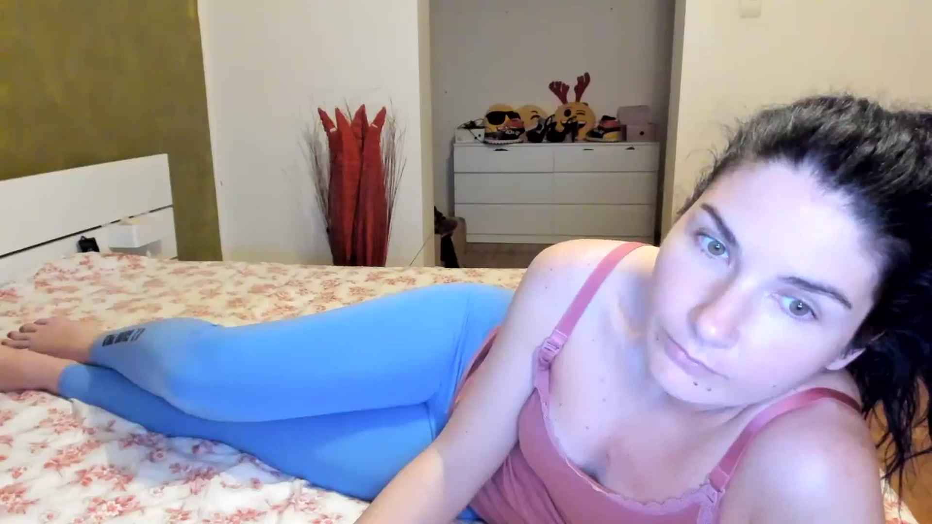 Gallery image thumbnail from SiouxPrincess's myfreecams stream on, 05/23/2024, 22:47 image 6 of 20
