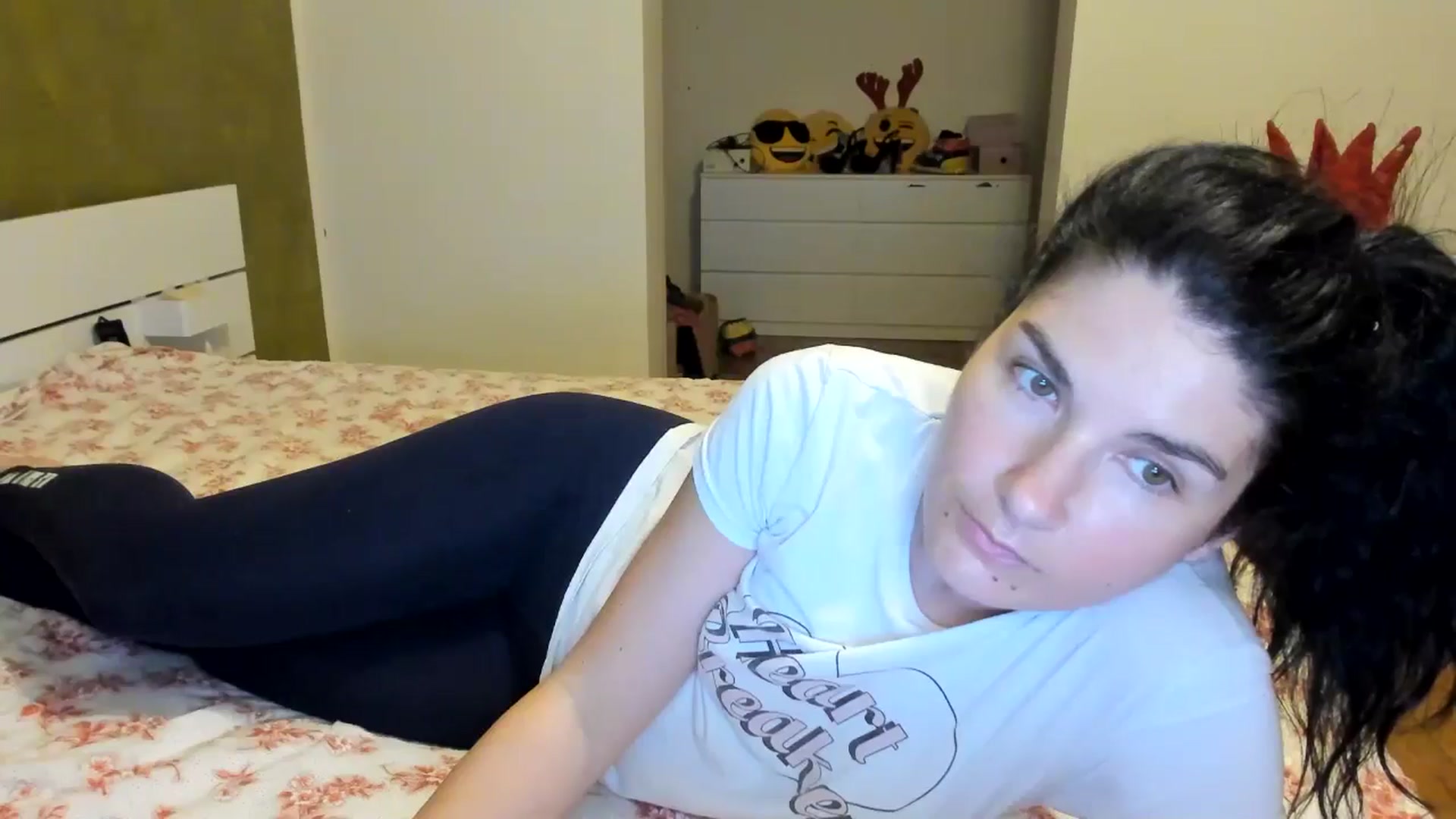 Gallery image thumbnail from SiouxPrincess's myfreecams stream on, 05/24/2024, 21:55 image 18 of 20