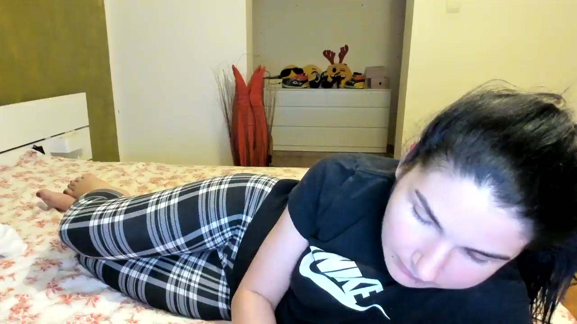 Gallery image thumbnail from SiouxPrincess's myfreecams stream on, 05/28/2024, 21:34 image 18 of 20