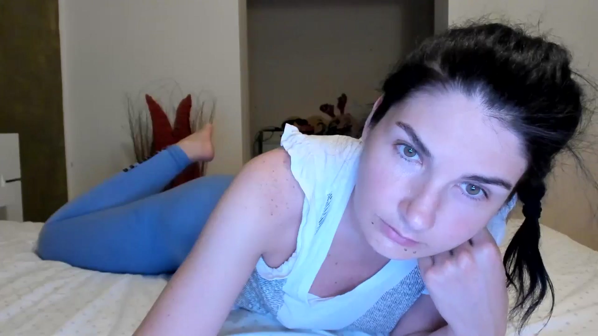 Gallery image thumbnail from SiouxPrincess's myfreecams stream on, 05/30/2024, 22:14 image 20 of 20